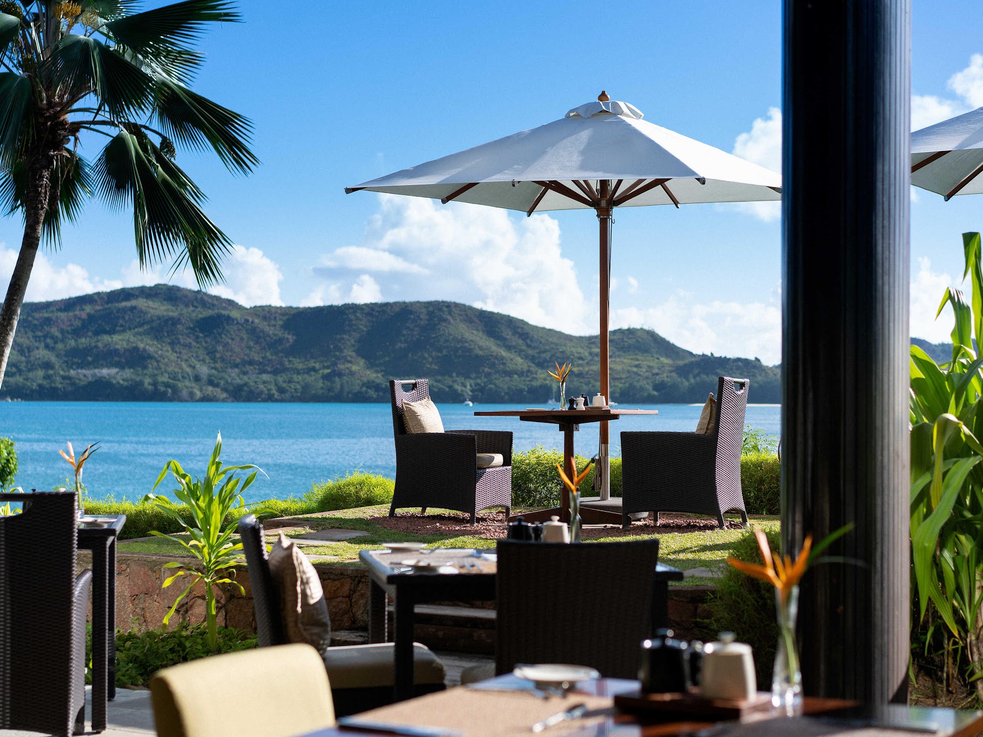 LOSEAN RESTAURANT