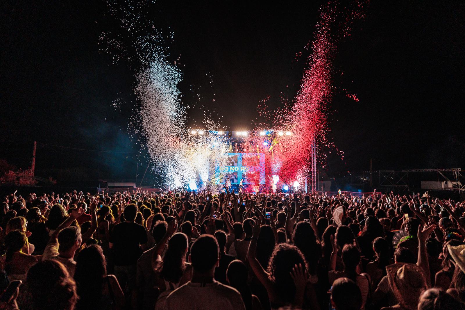 LIVE ARENA