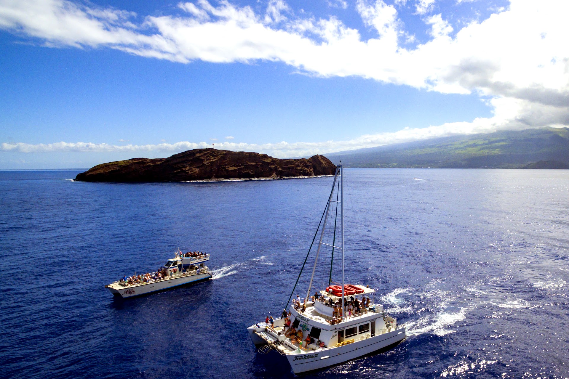 MCC Four Winds and Maui Magic Snorkel Tour Boats