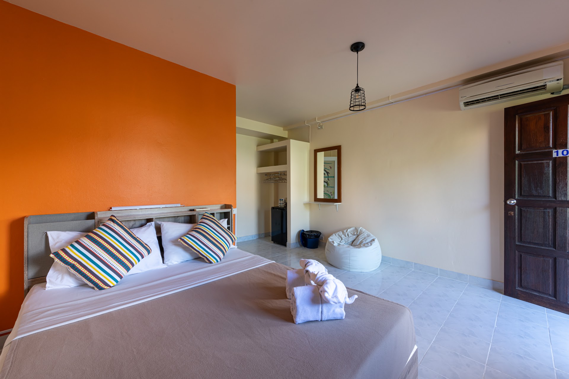 myPatong Social Hostel