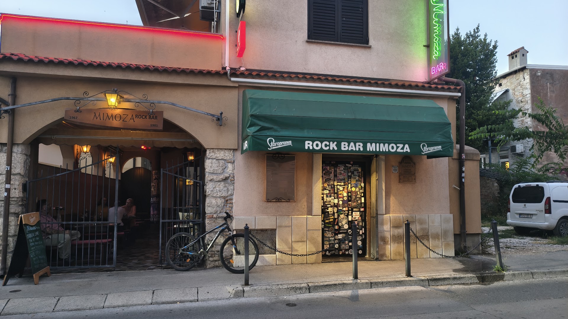 Rock Bar Mimoza