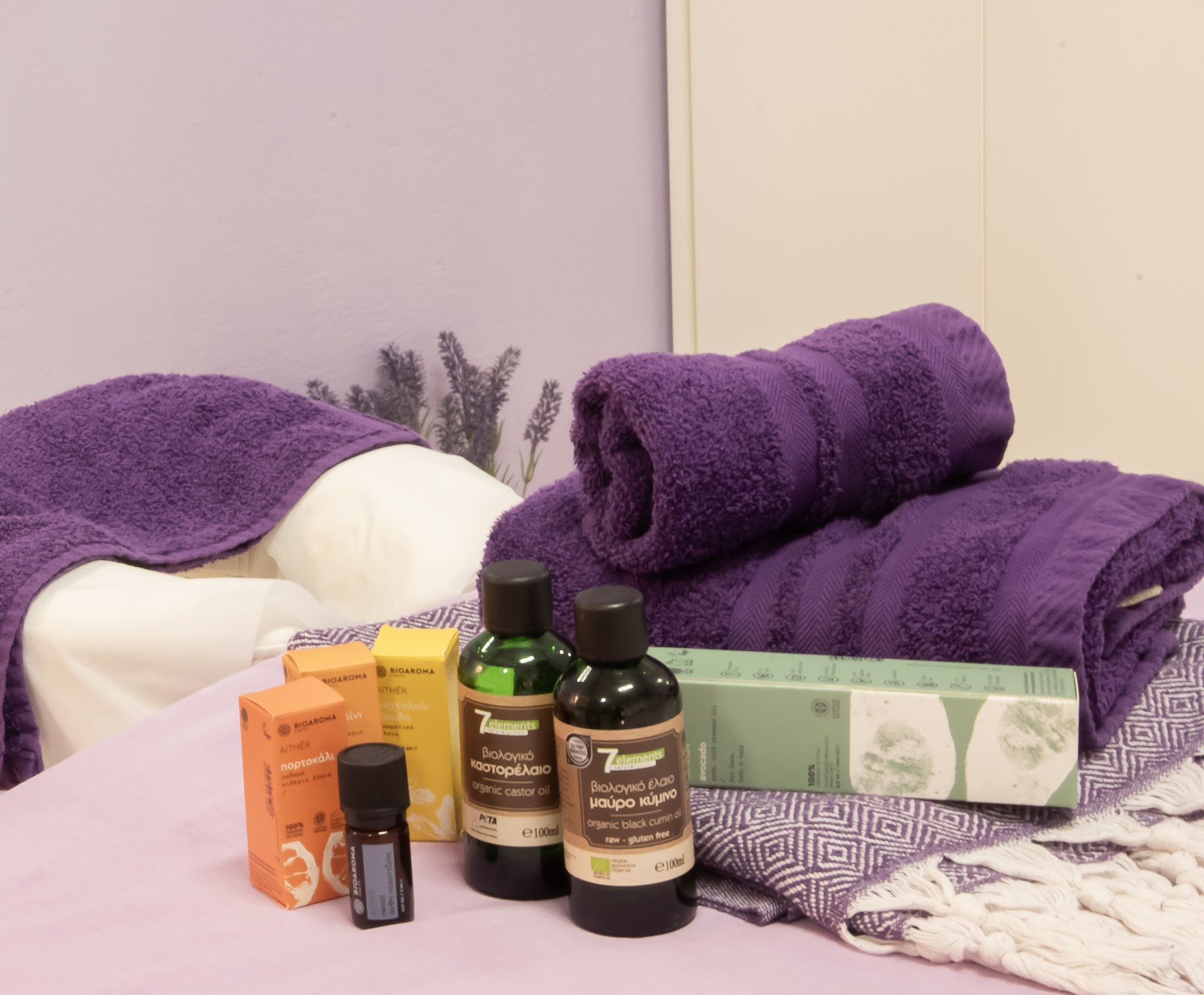 Eleni_reflex ( Holistic Therapist)