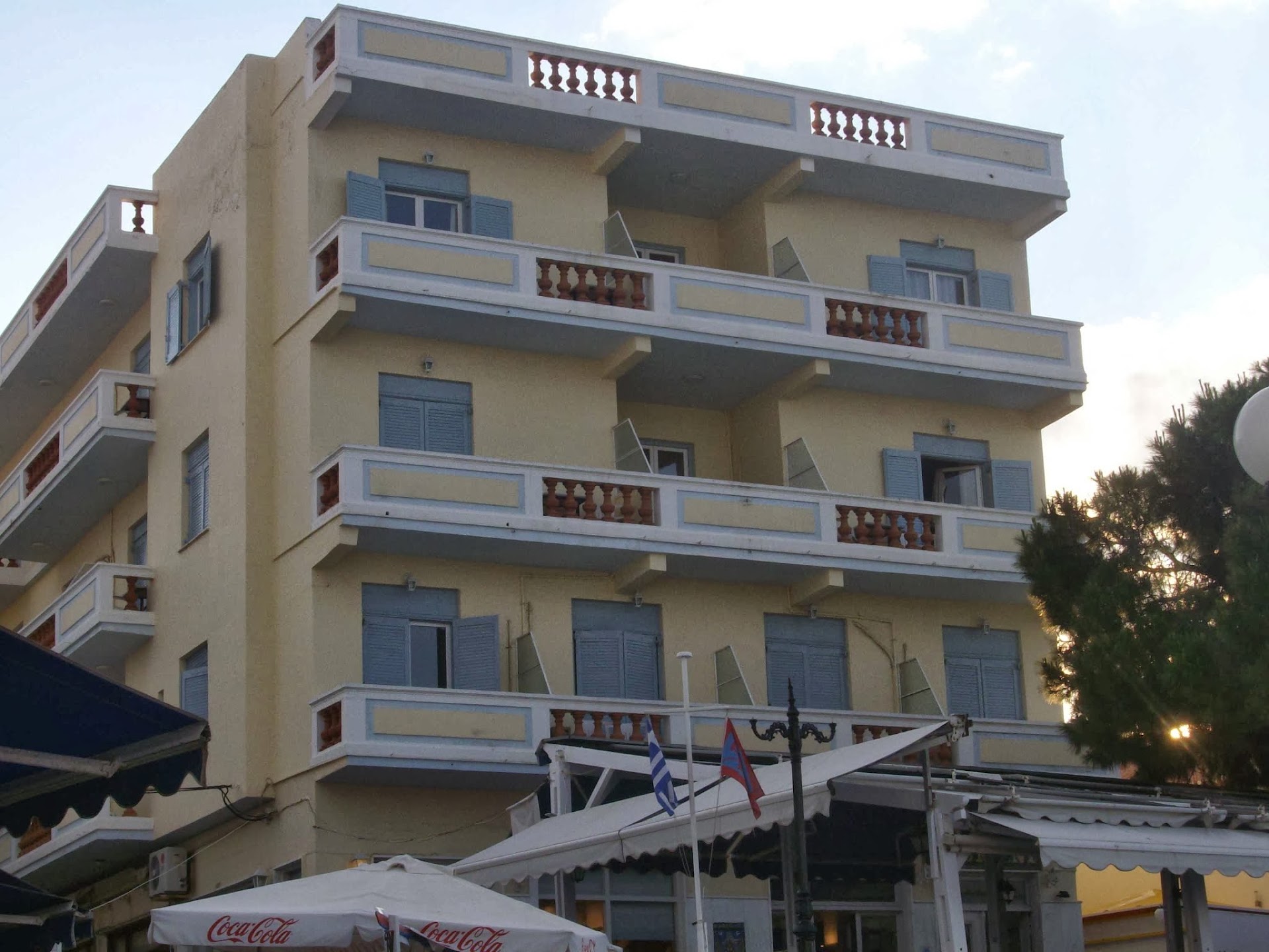 Hotel Roumani
