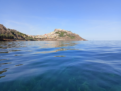 Kayak Point Sardinia