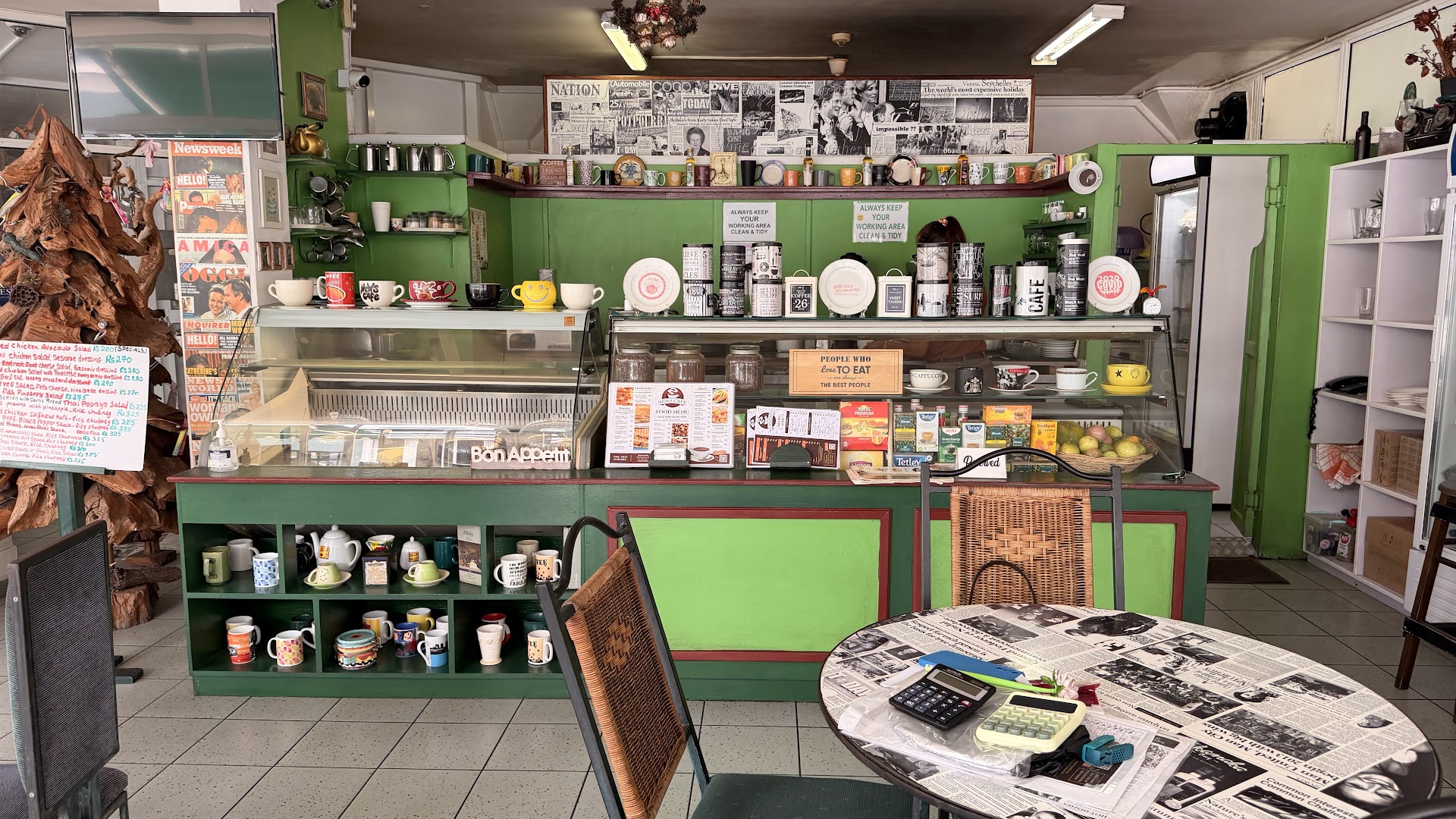 News Cafe