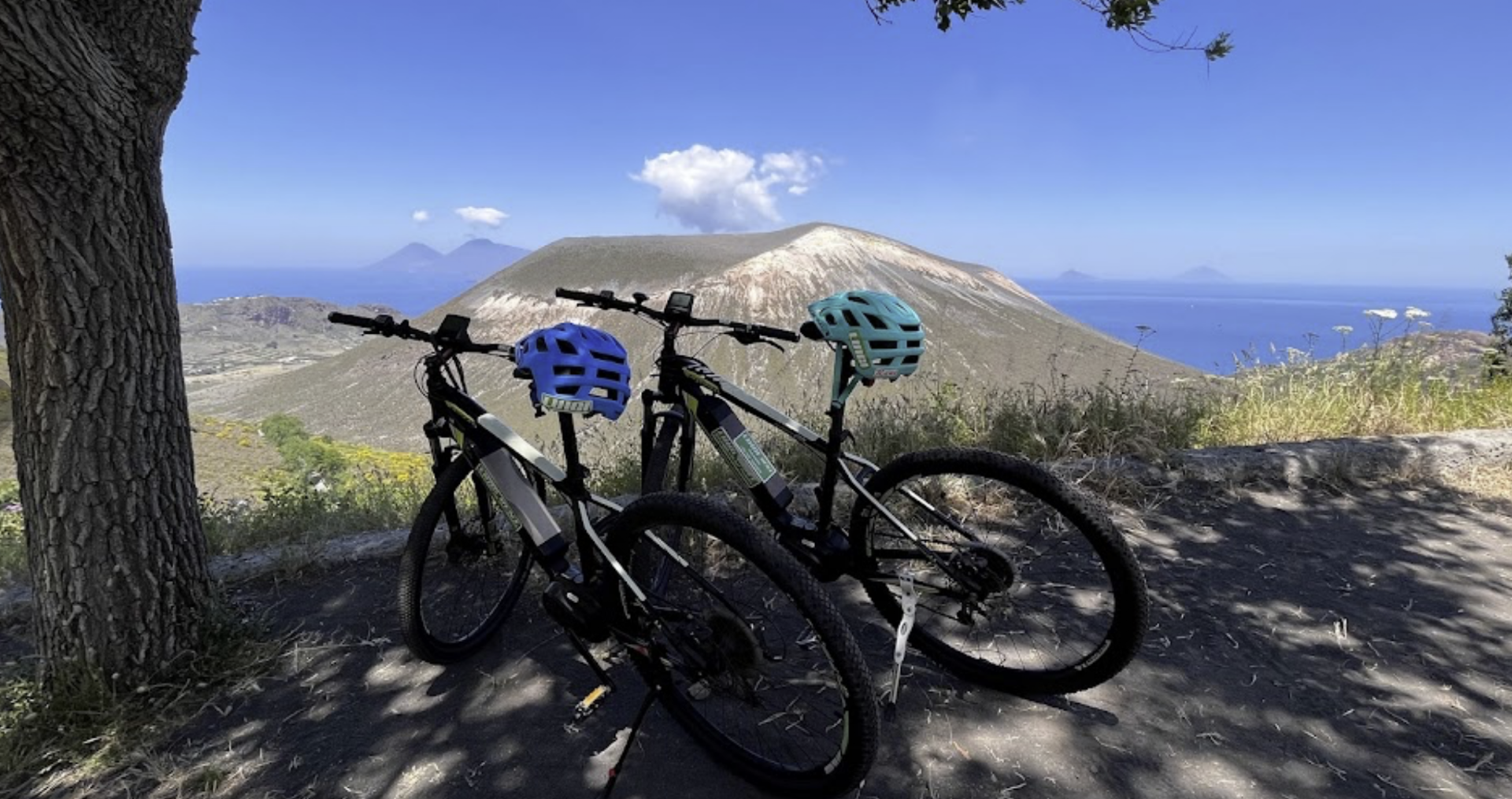 Luigi Rent Vulcano Auto, E-bike and Nidra Trekking Isola di Vulcano