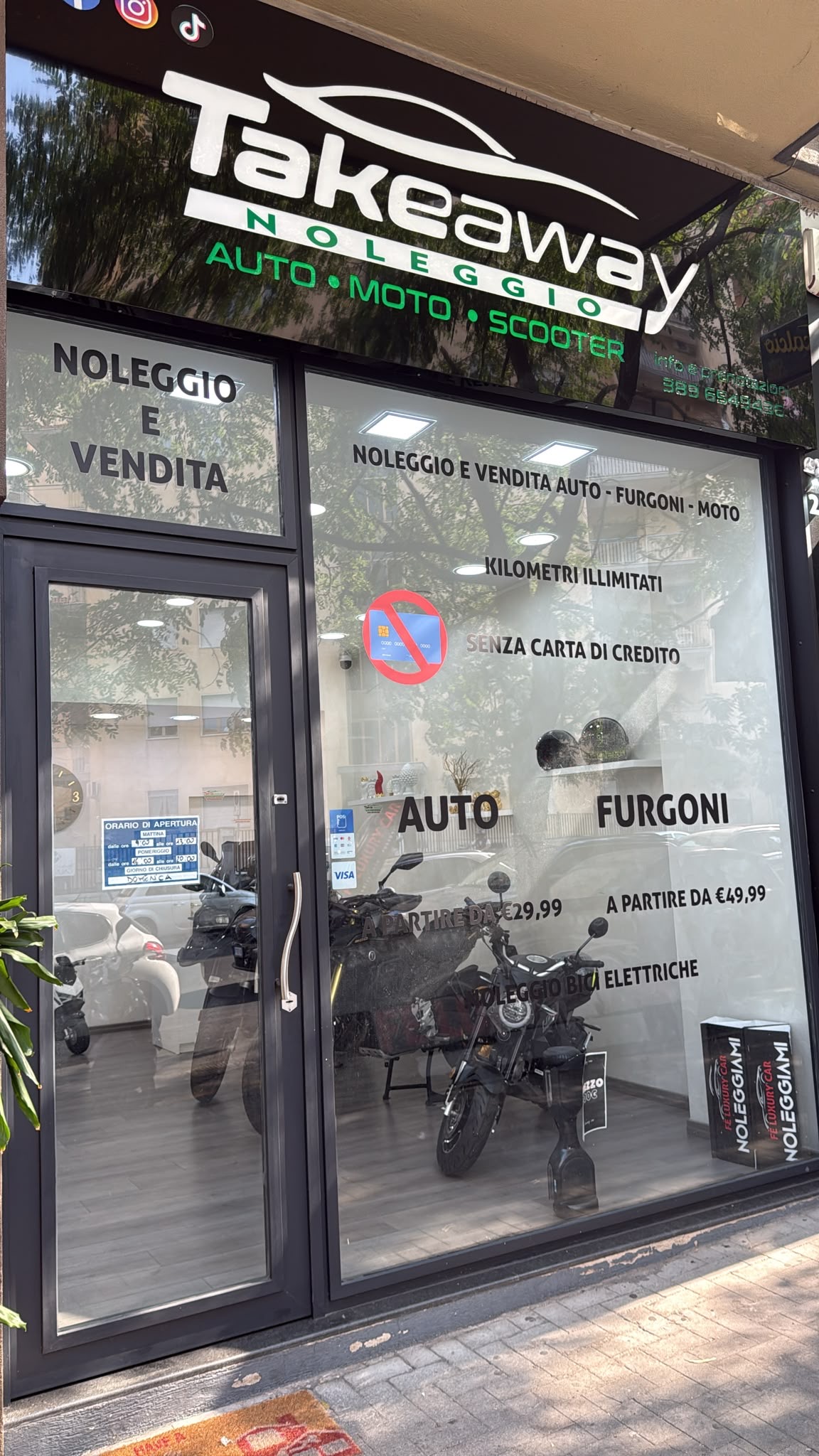 Takeaway noleggio auto e moto