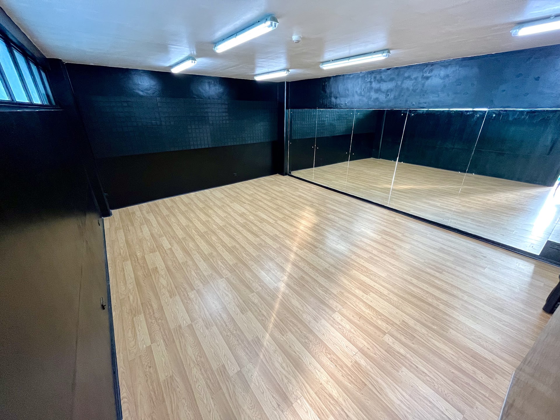 a& Dance Studio