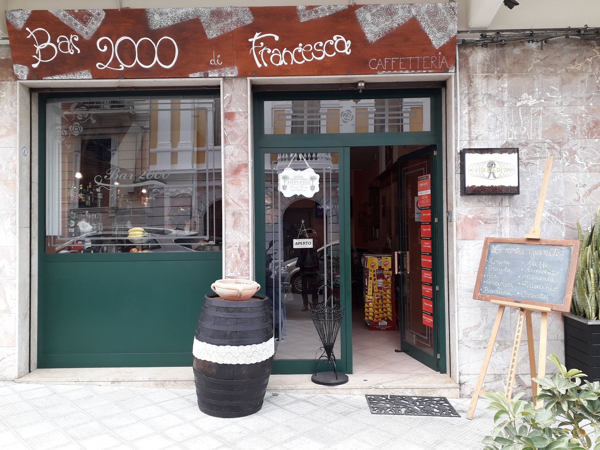 Bar Duemila