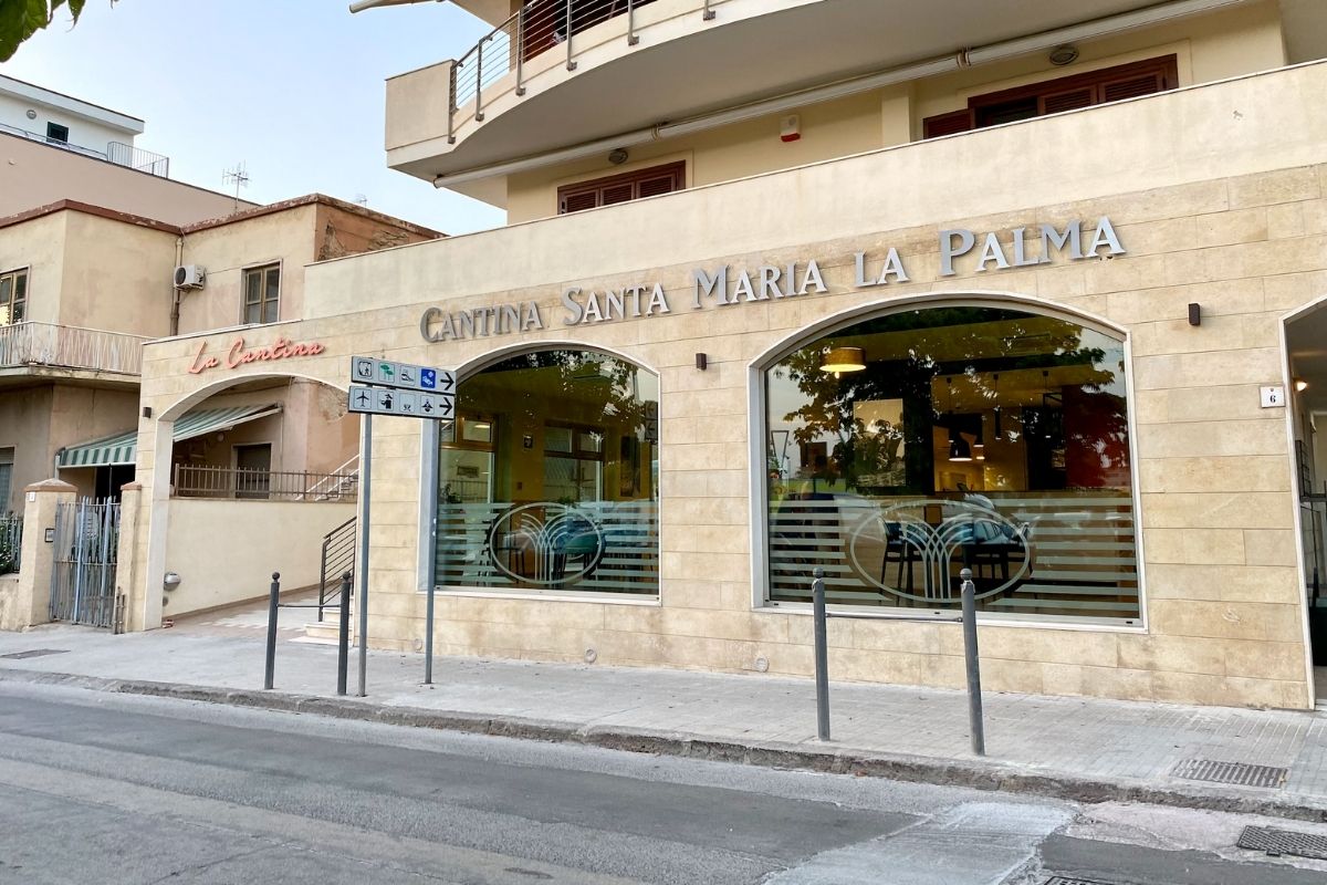 La Cantina