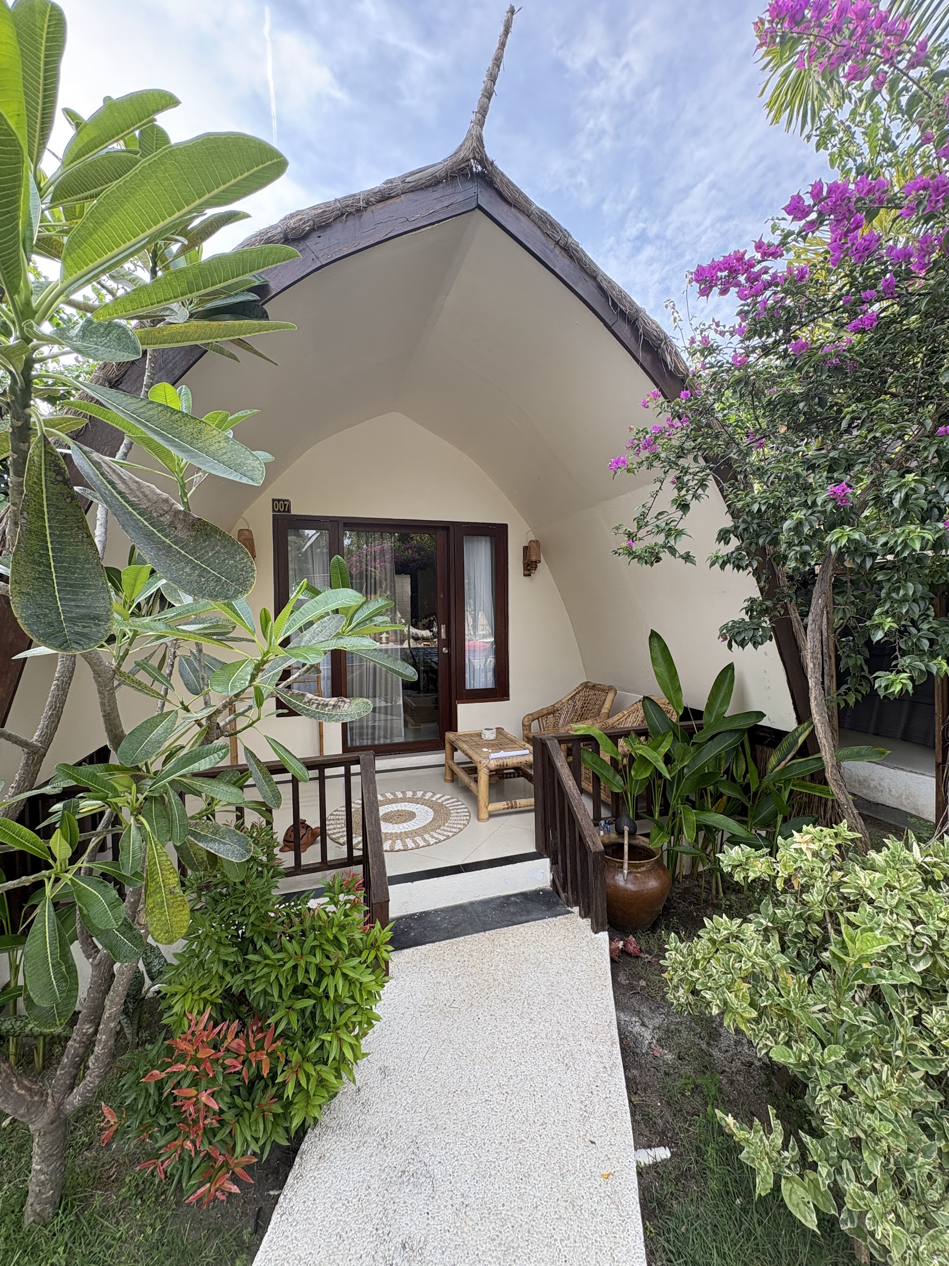 Living Asia Sunset Resort