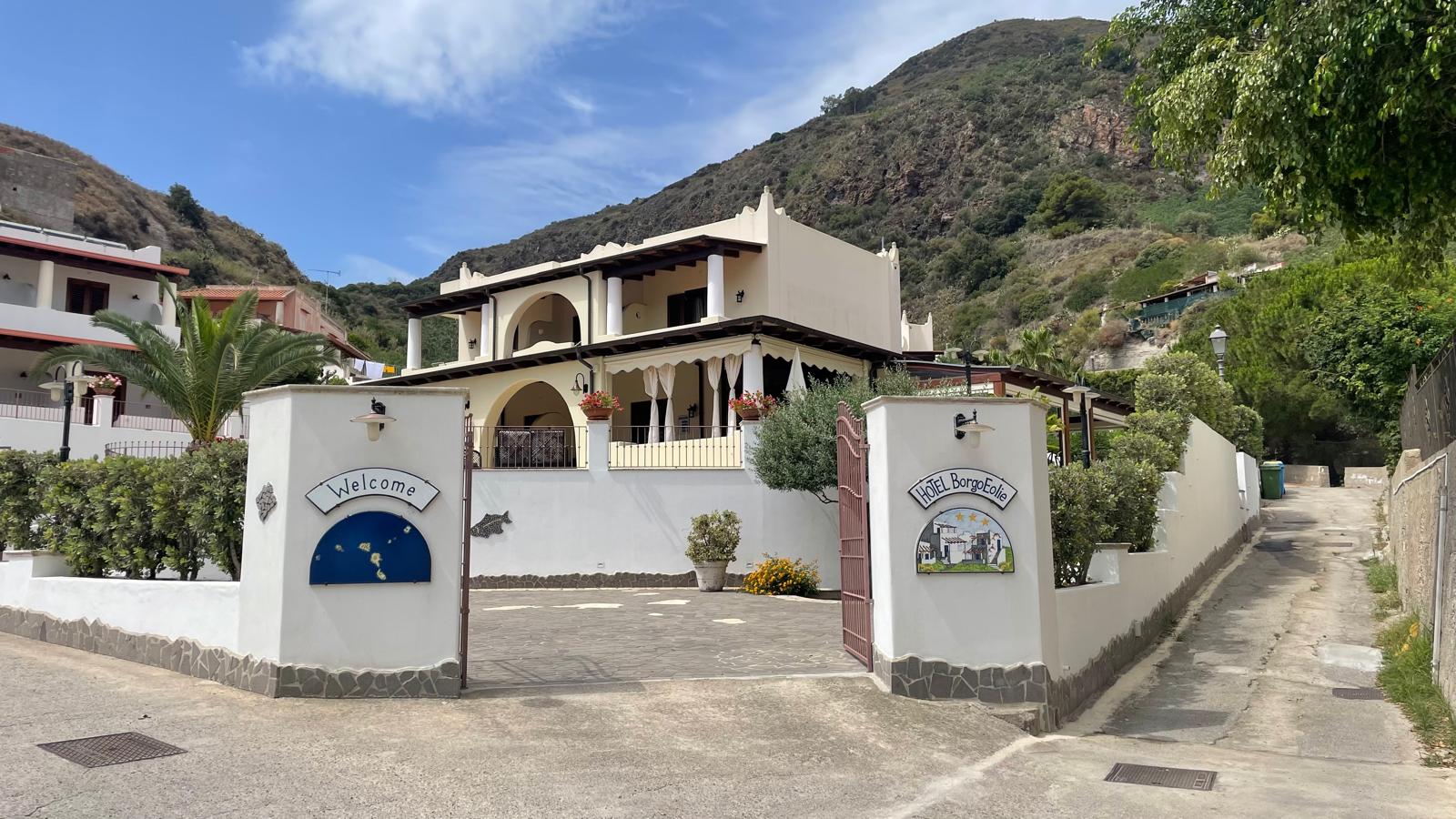 Hotel Borgo Eolie
