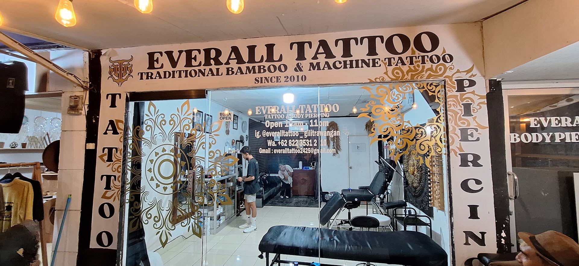 Everall Tattoo Studio Gilitrawangan