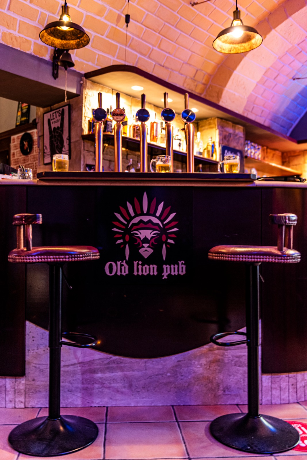 Old Lion Pub