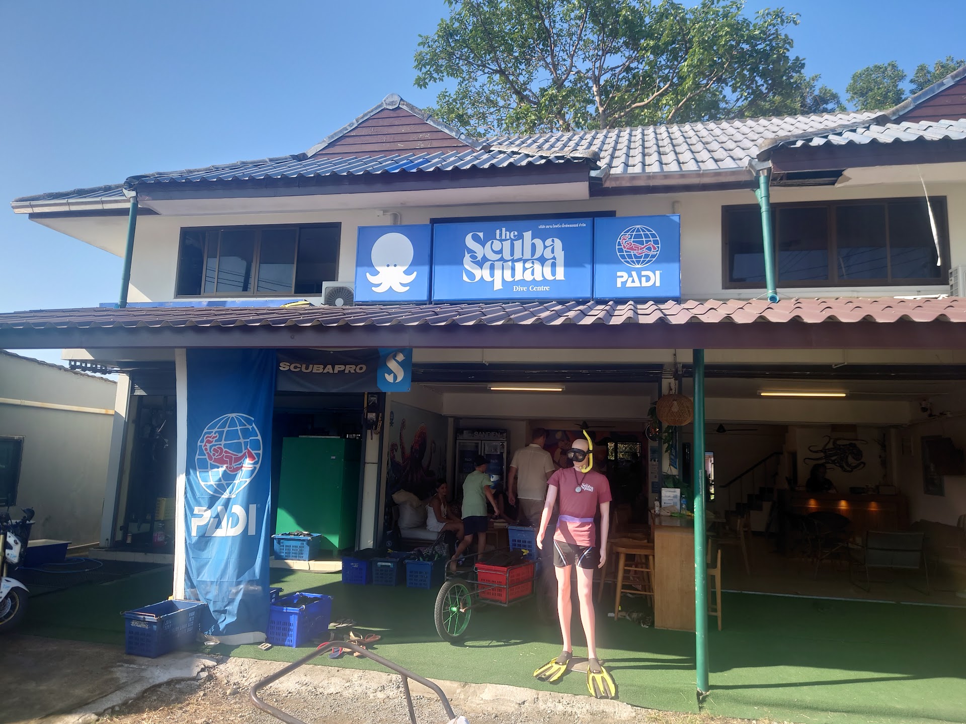 The Scuba Squad Ko Chang - PADI 5 Star IDC Center - Deutsche Tauchbasis