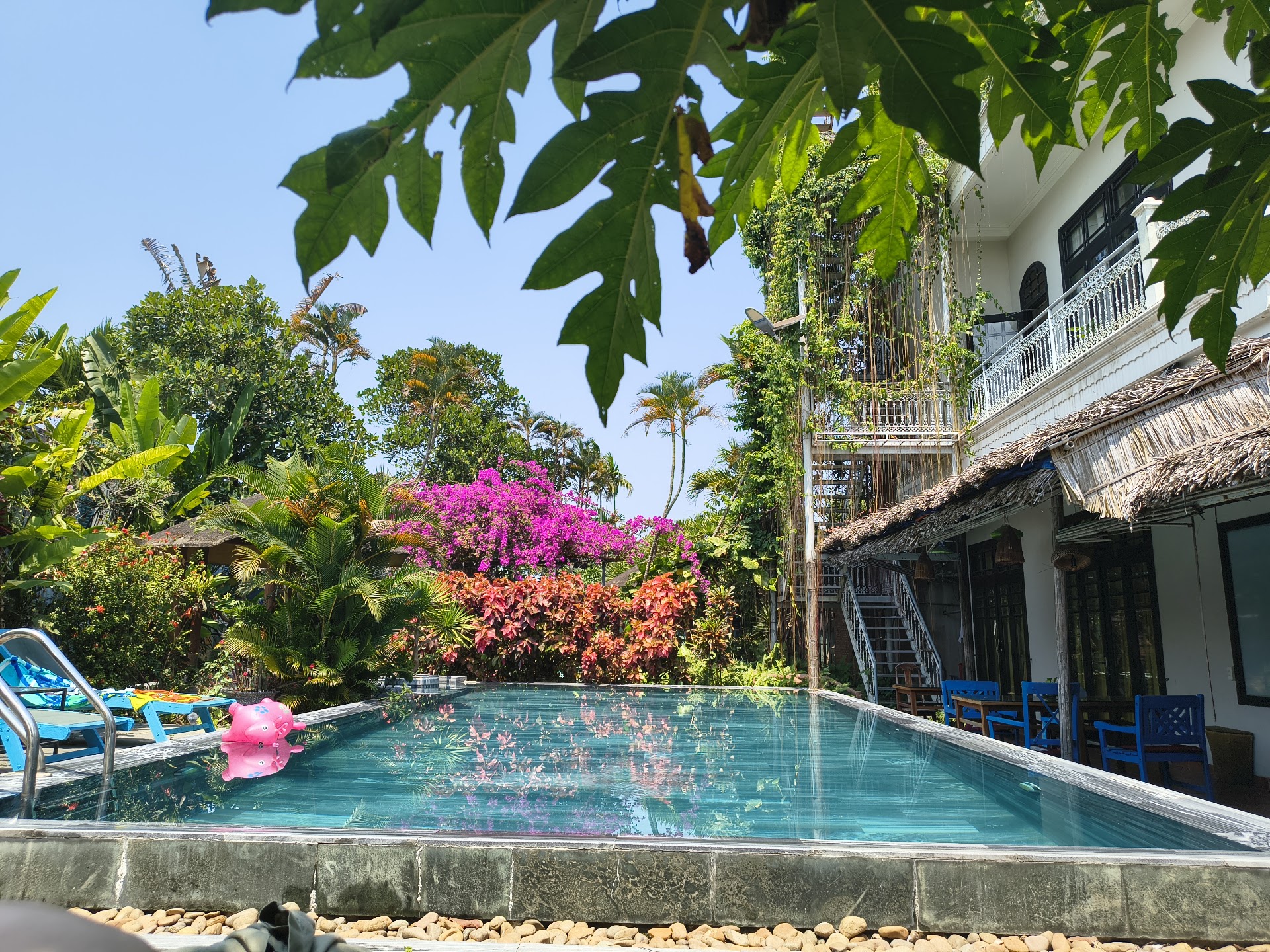 Nipa Riverside Villa