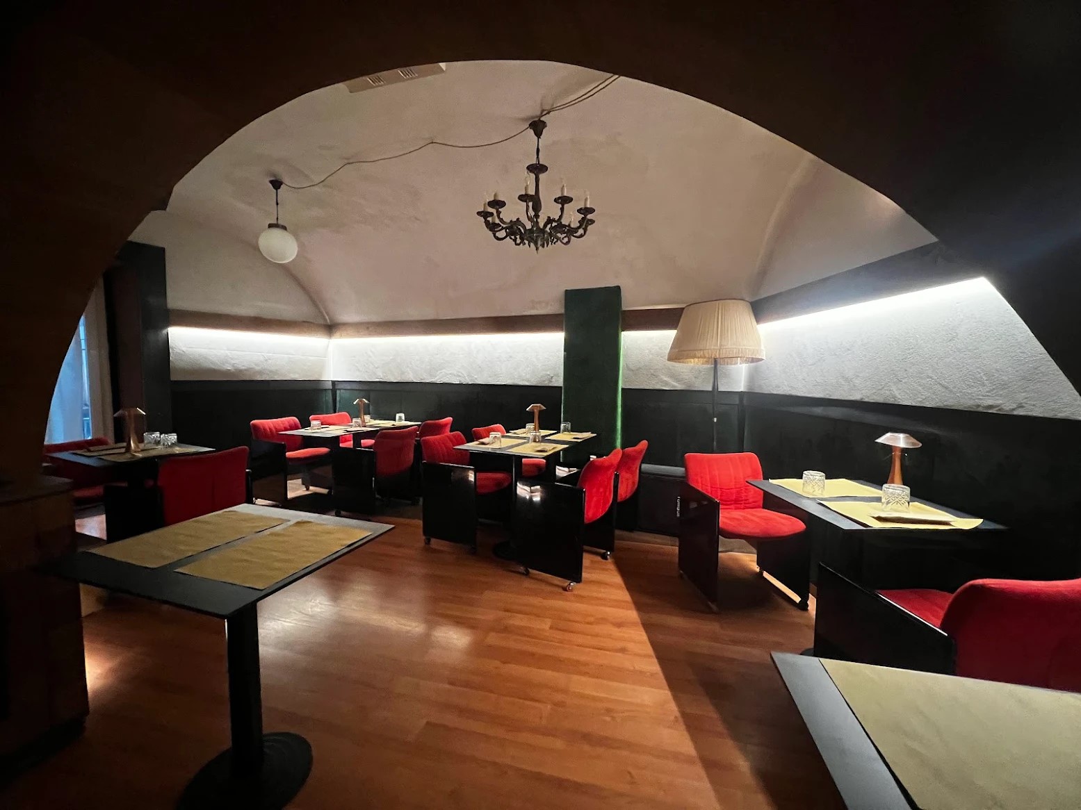Catania Social Club | Ristorante Pizzeria Cocktail Bar