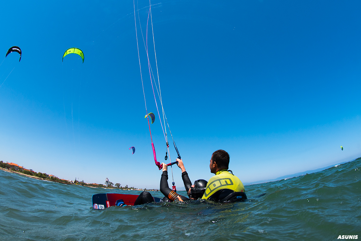 KiteZone Sardegna - Scuola di Kitesurf a Cagliari, Sardegna | Wingfoil - Kite School Sardinia