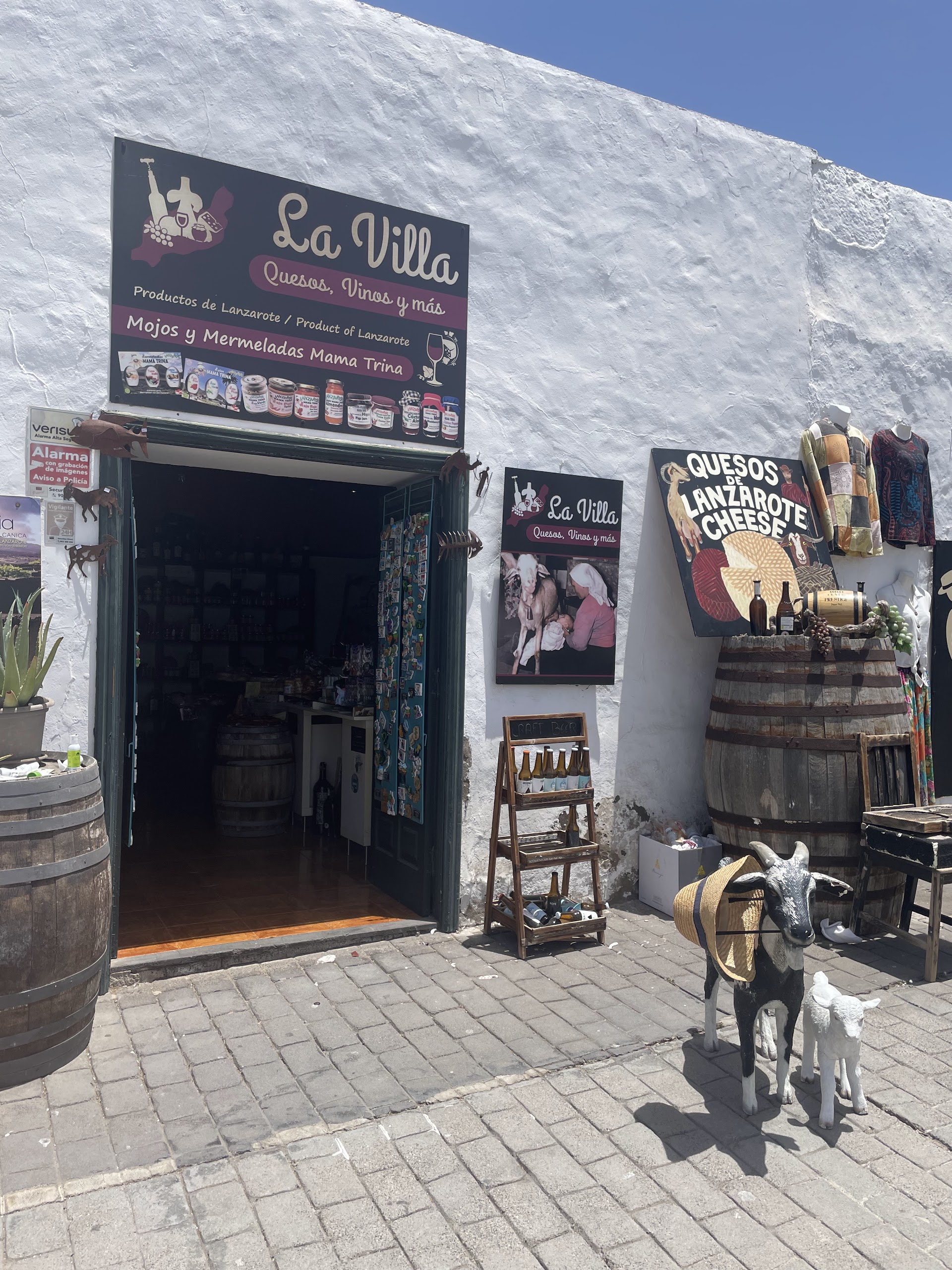 Vinos y + La Villa