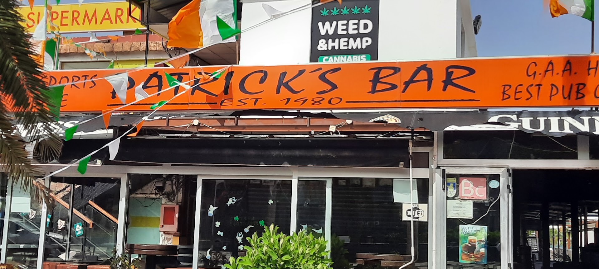 Patrick's Bar