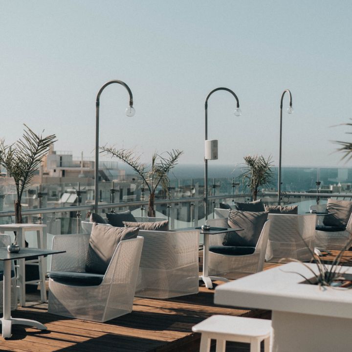Capsis 360° Rooftop Bar