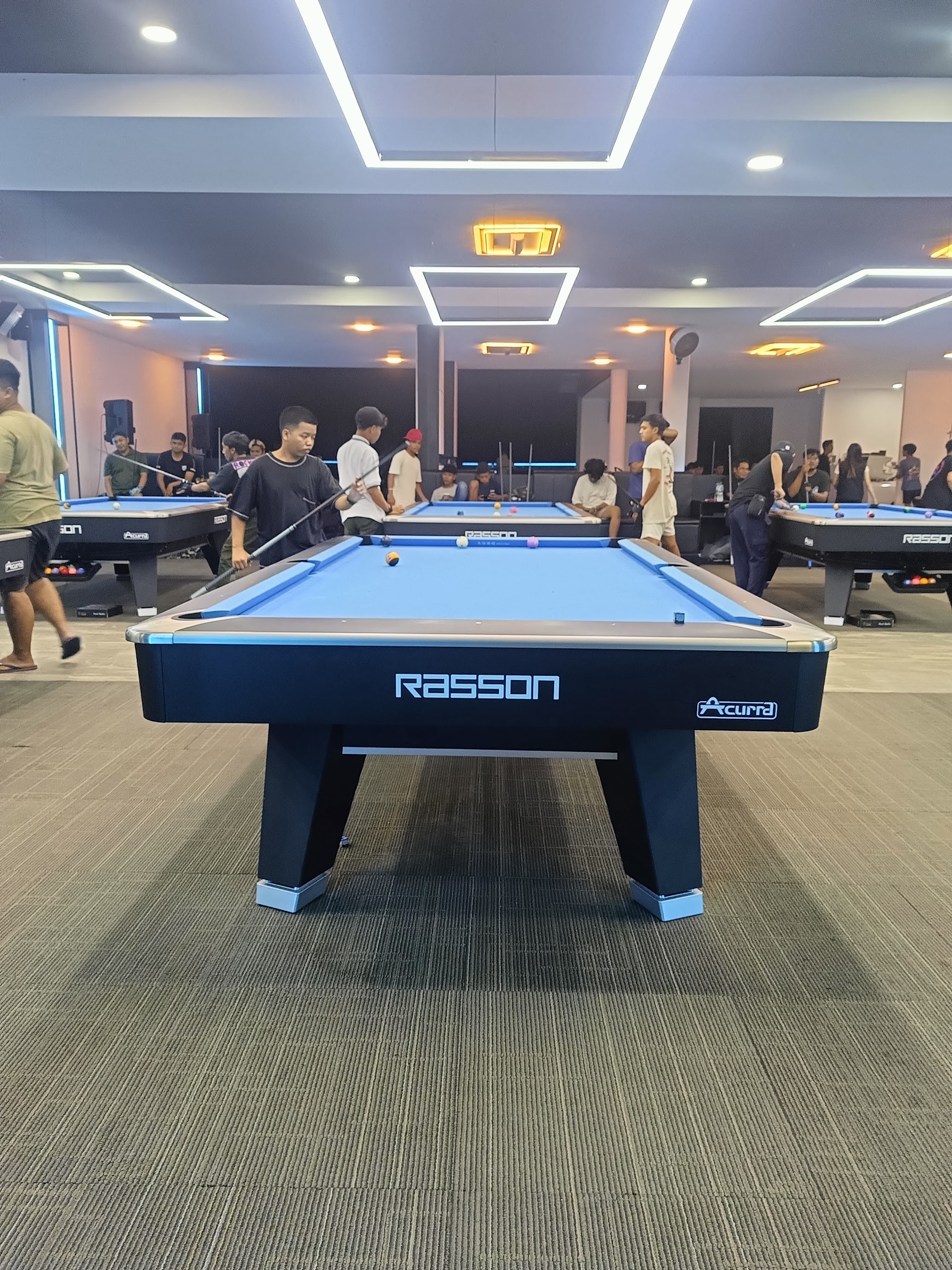 Vista Billiard & Cafe