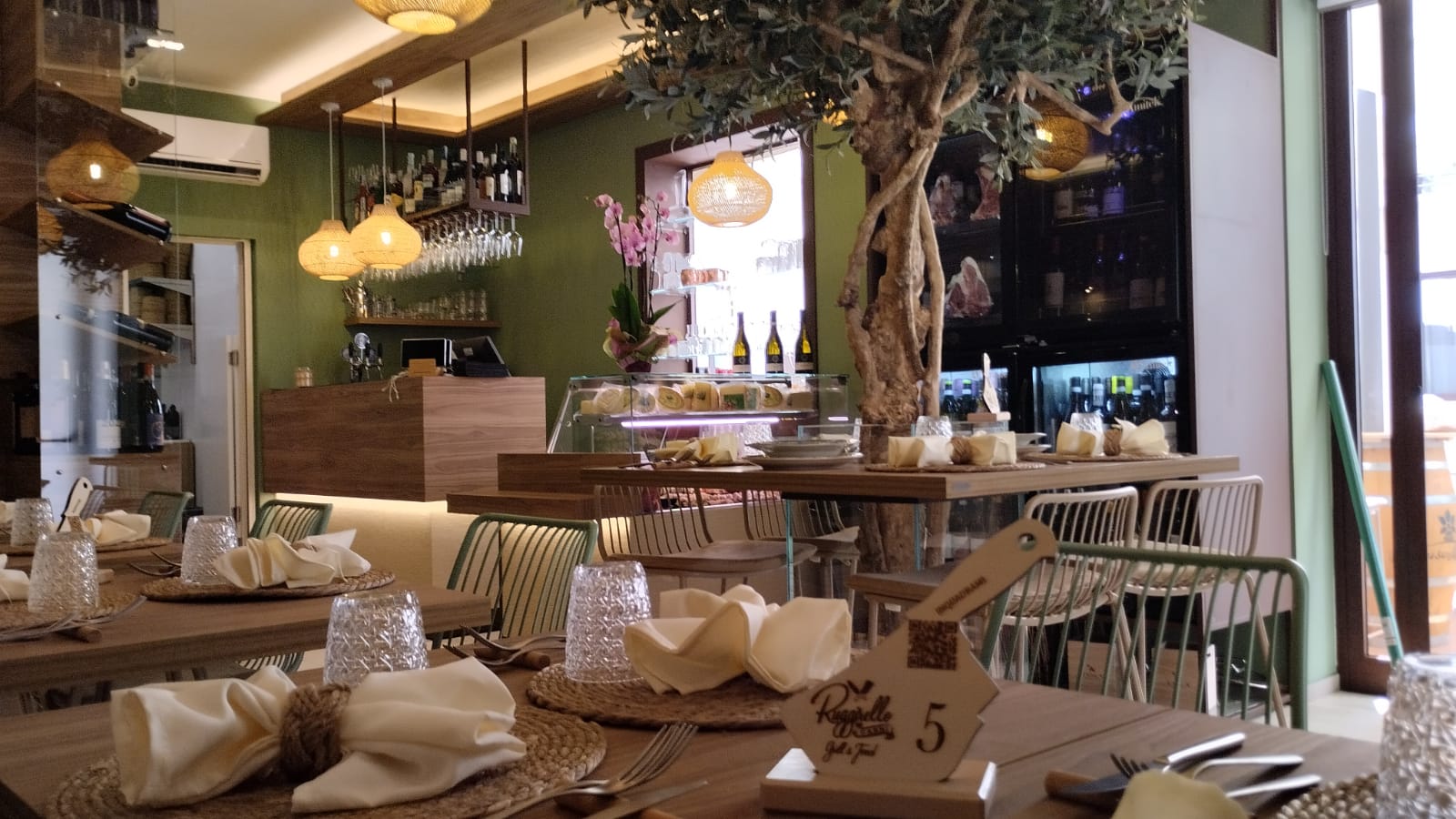 Ristorante Ruggirello Carni | Grill & Food
