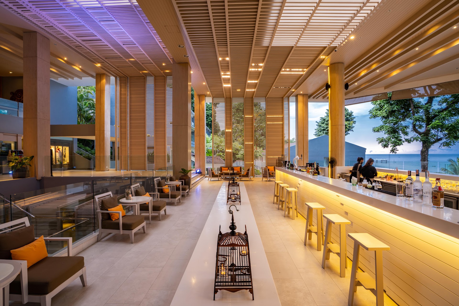 Samutr Bar