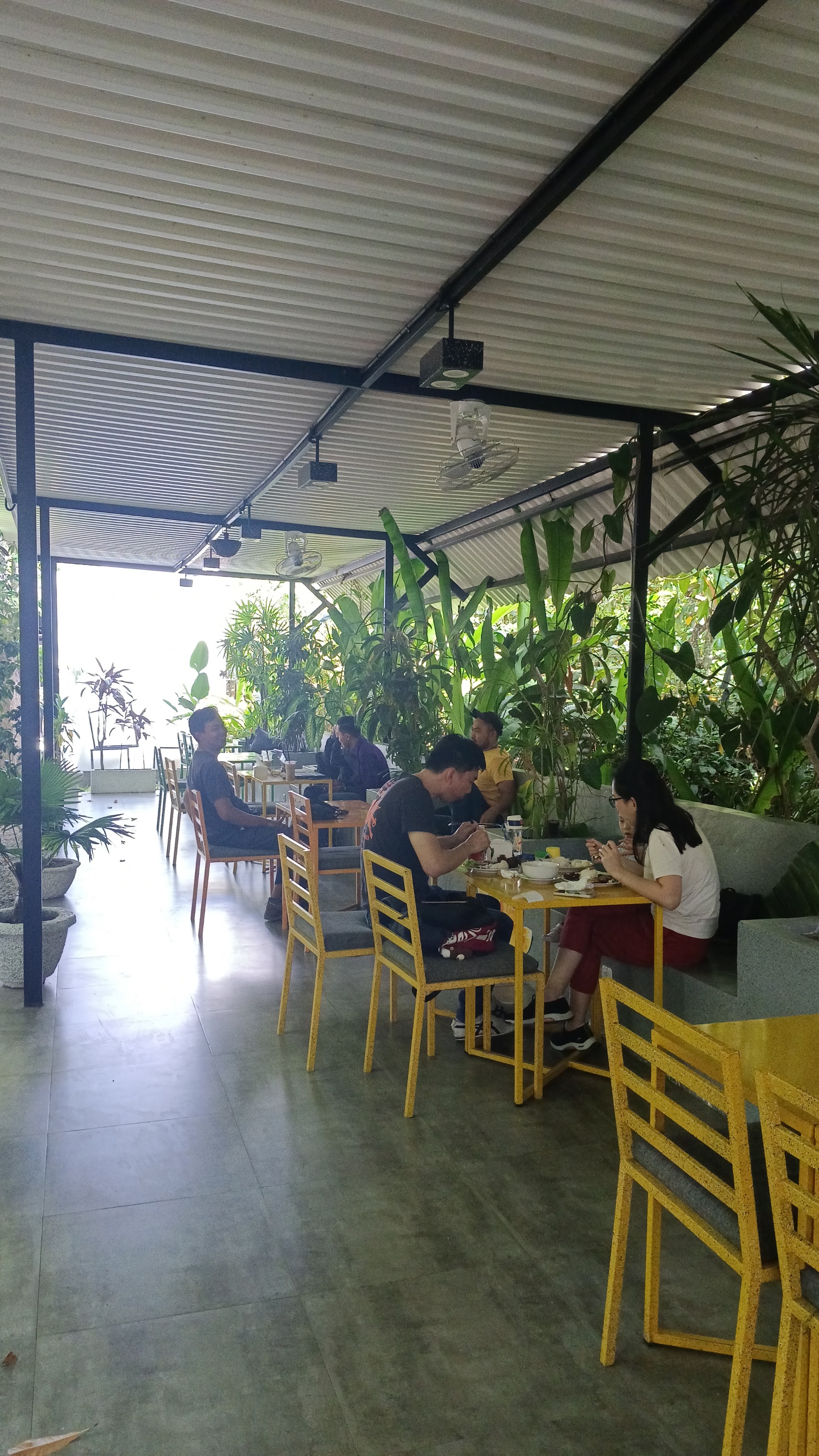 Natura Cafe & Resto