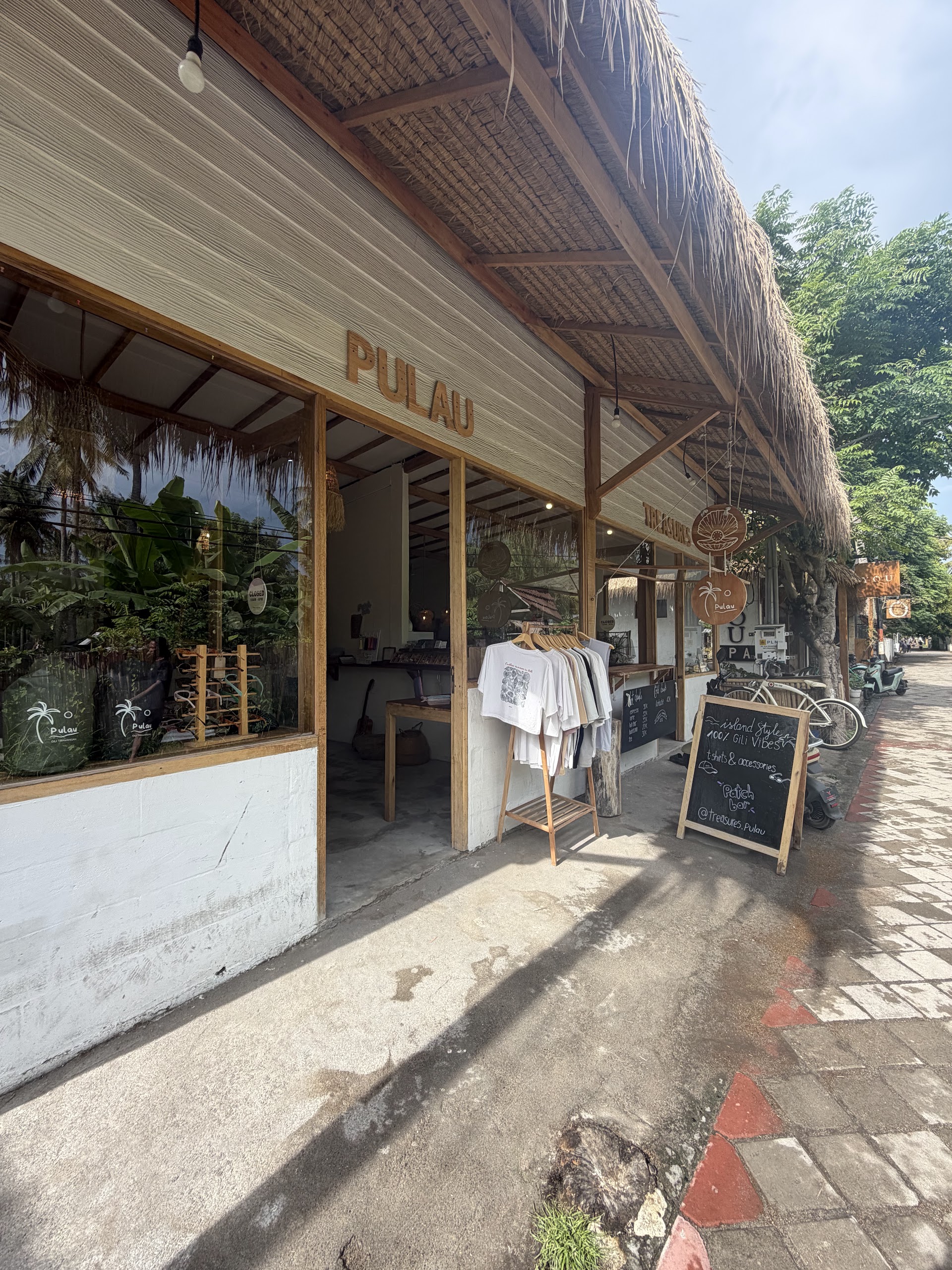 Treasures.Pulau
