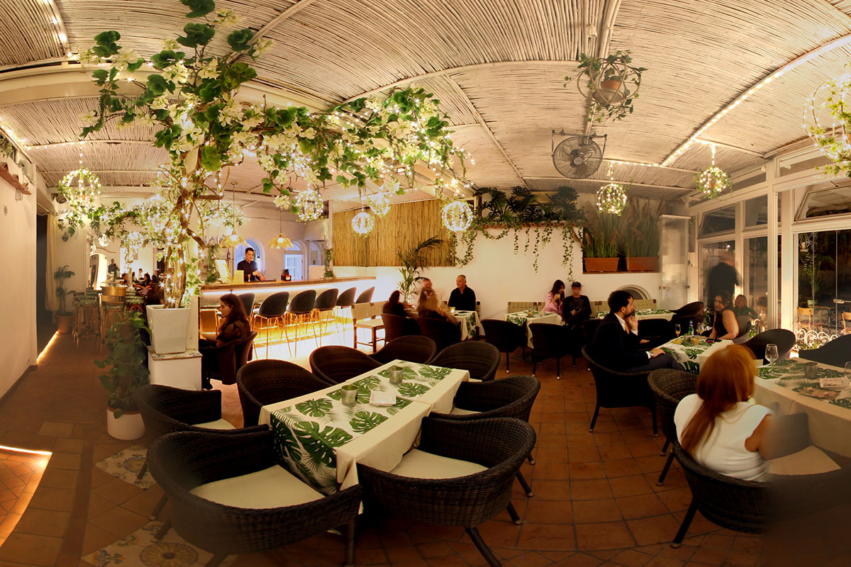 La Capannina Wine Bar