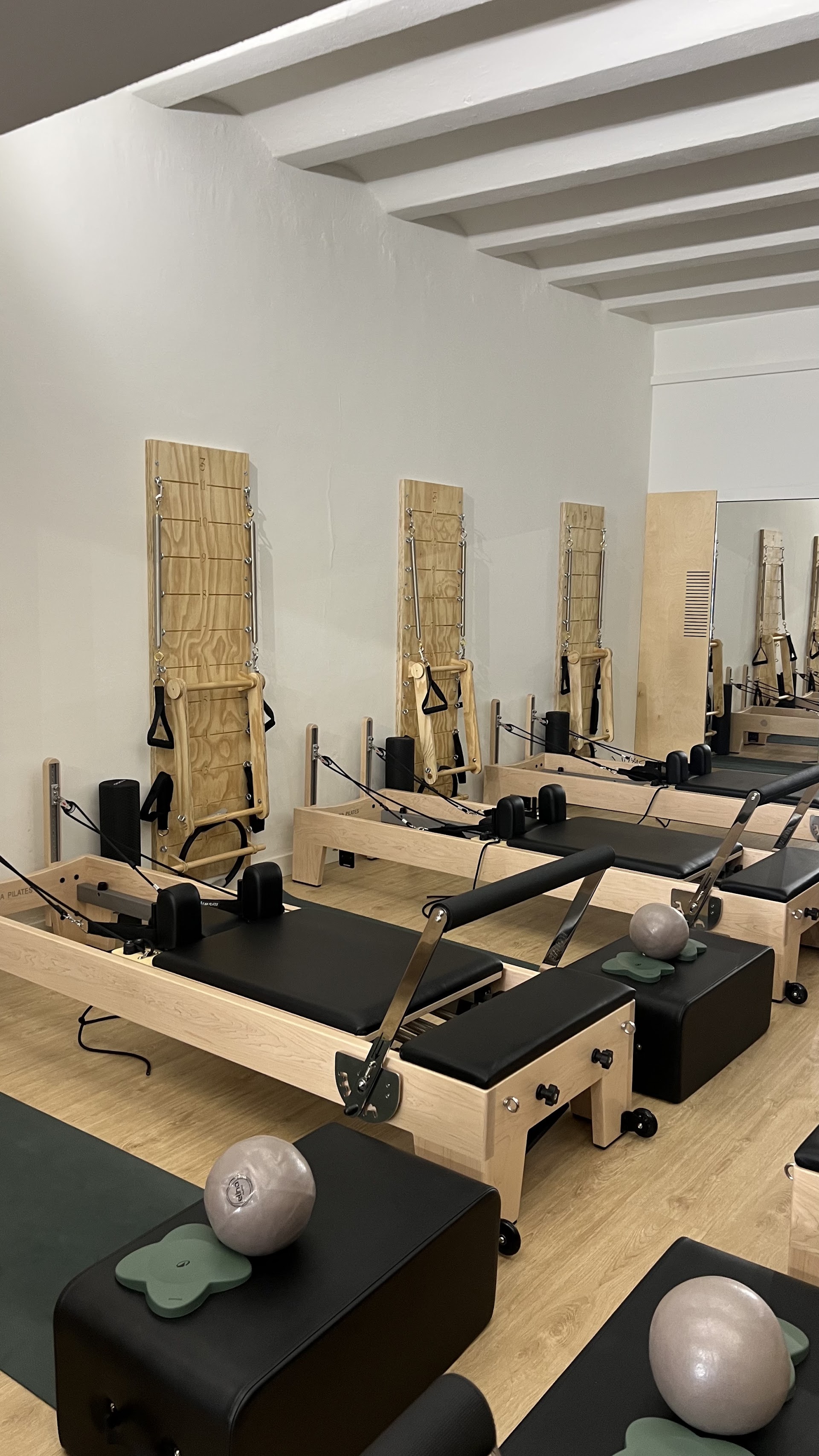 SALA 3 - Pilates Reformer Health Club