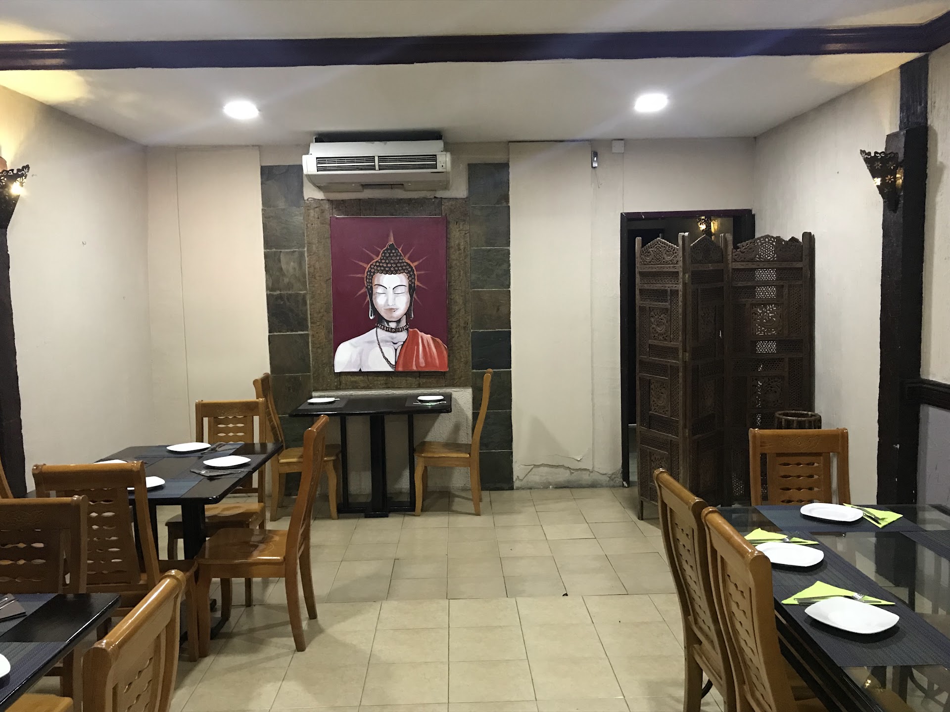 Chez Dom’s Pub & Restaurant