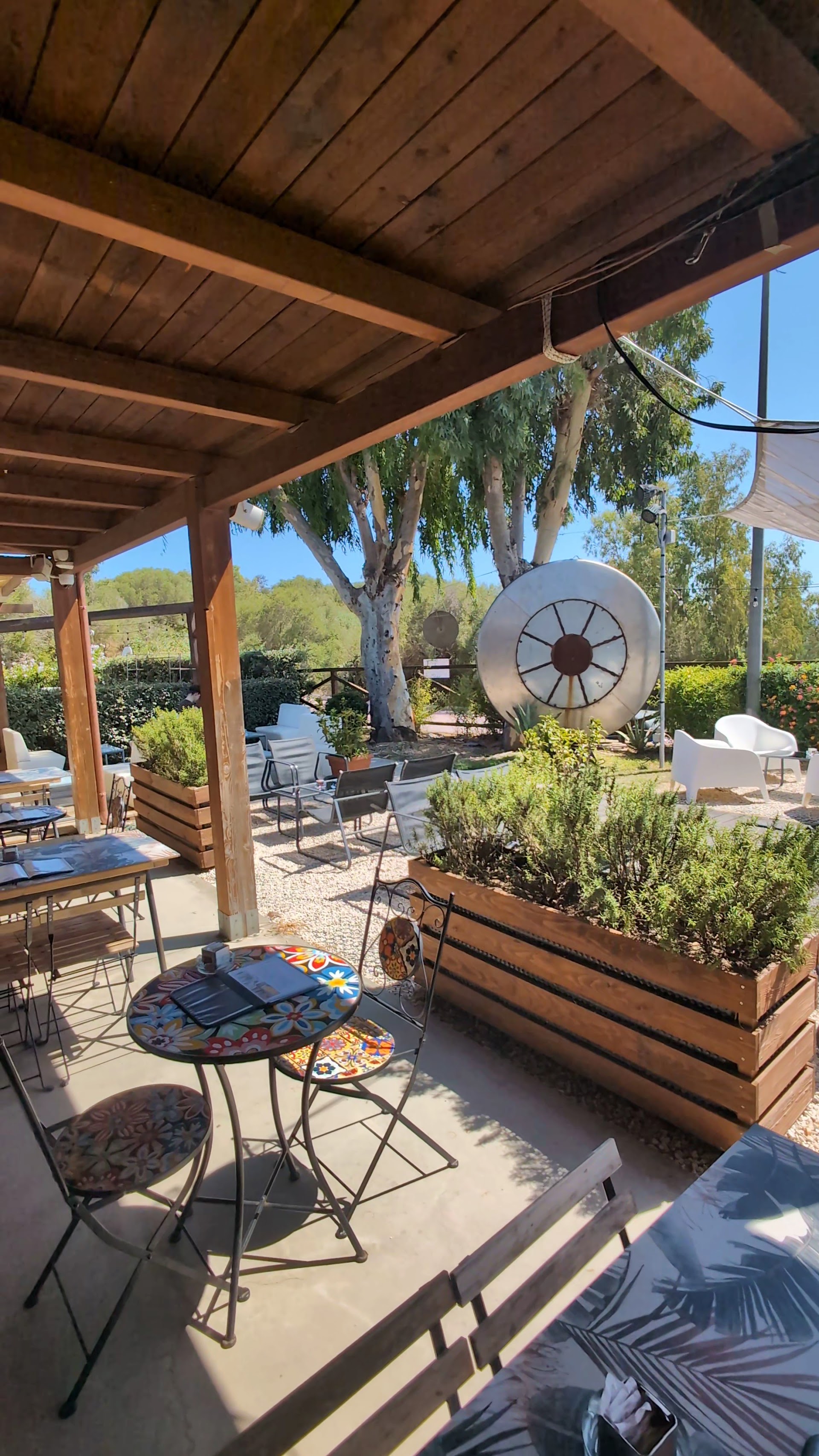Sunset lounge bar