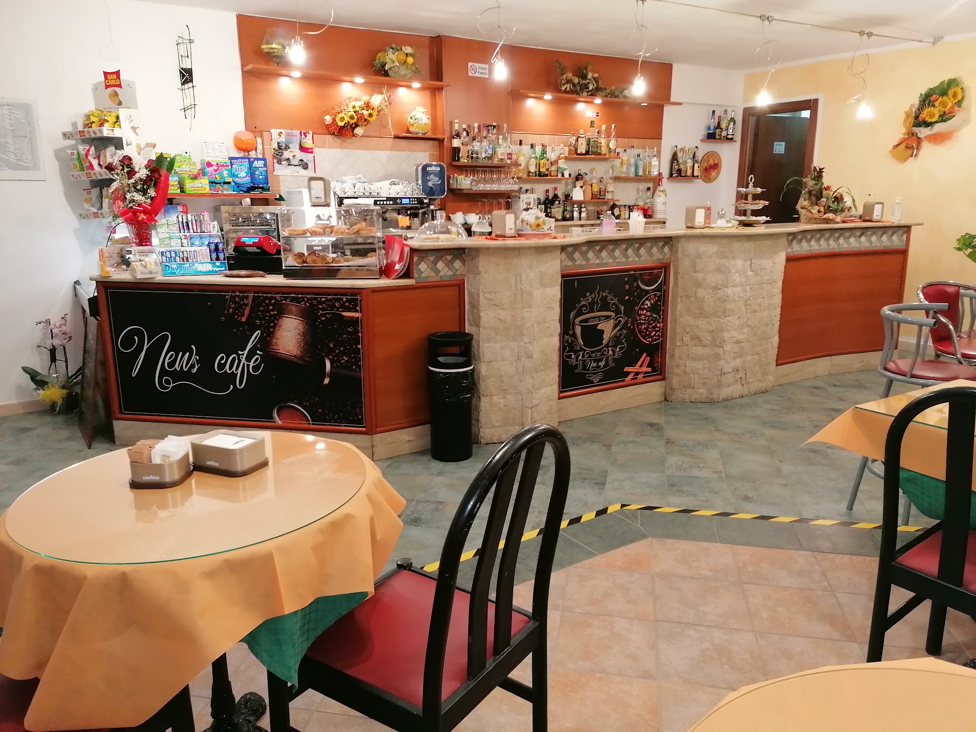 News café