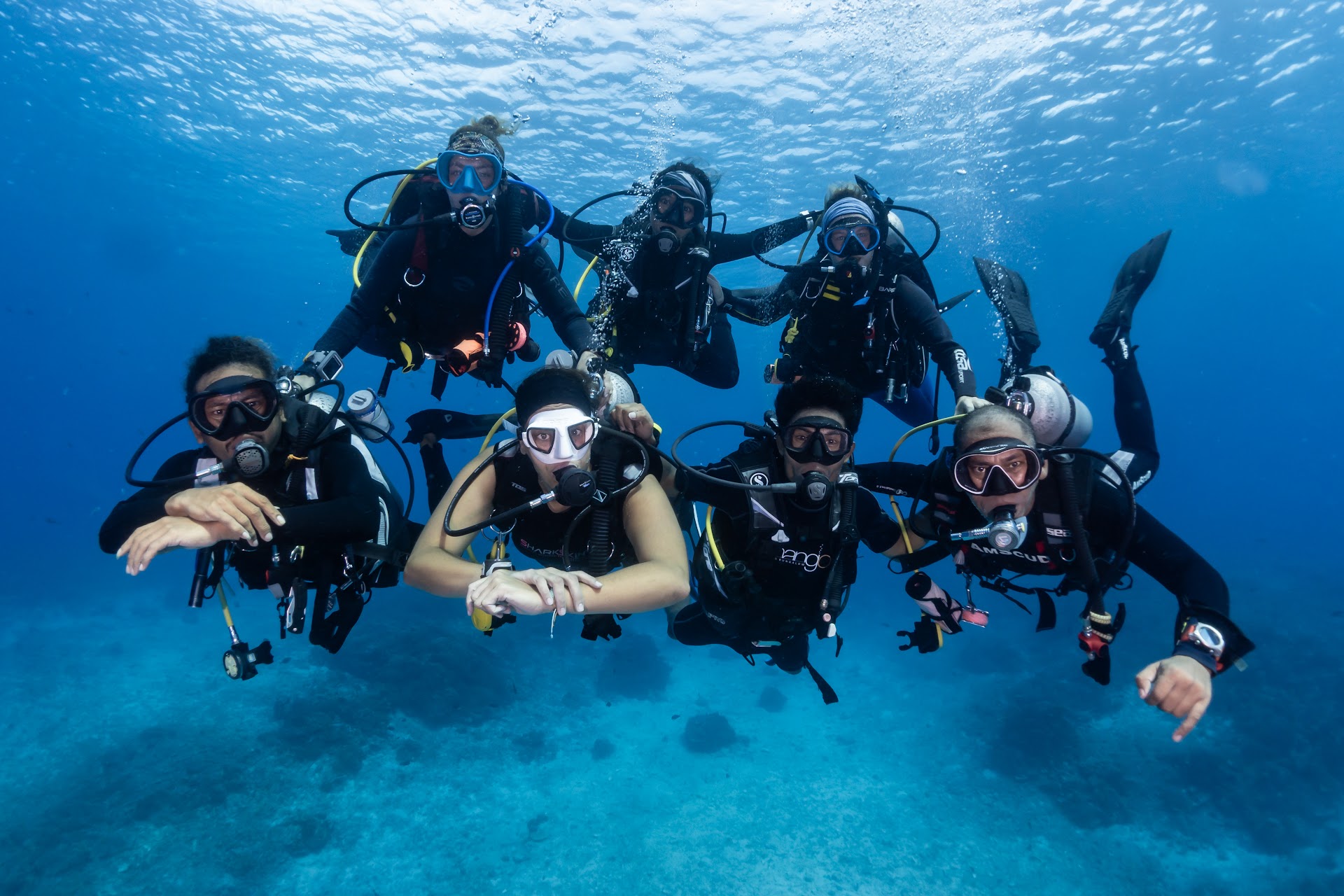 Mango Dive & Bungalow
