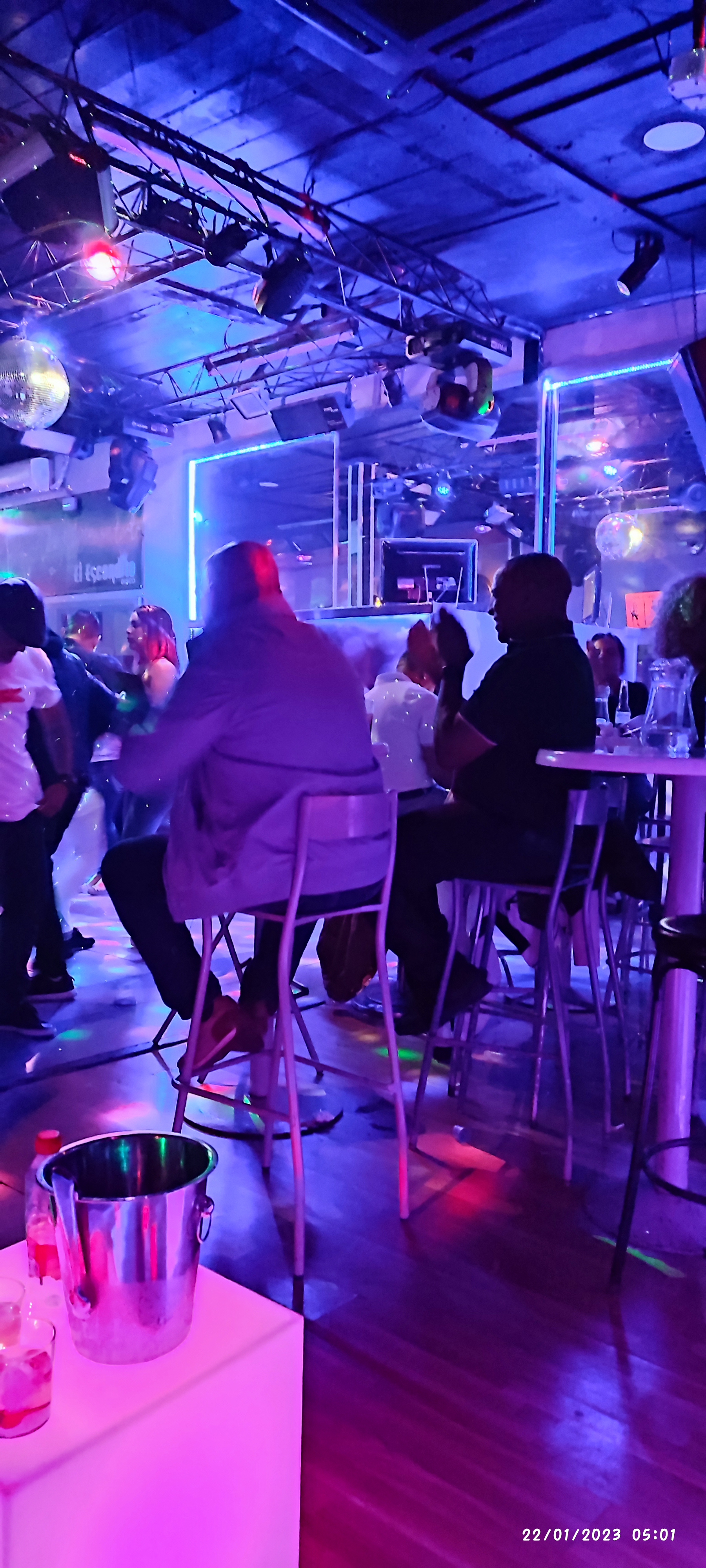 Hollywood Night Club