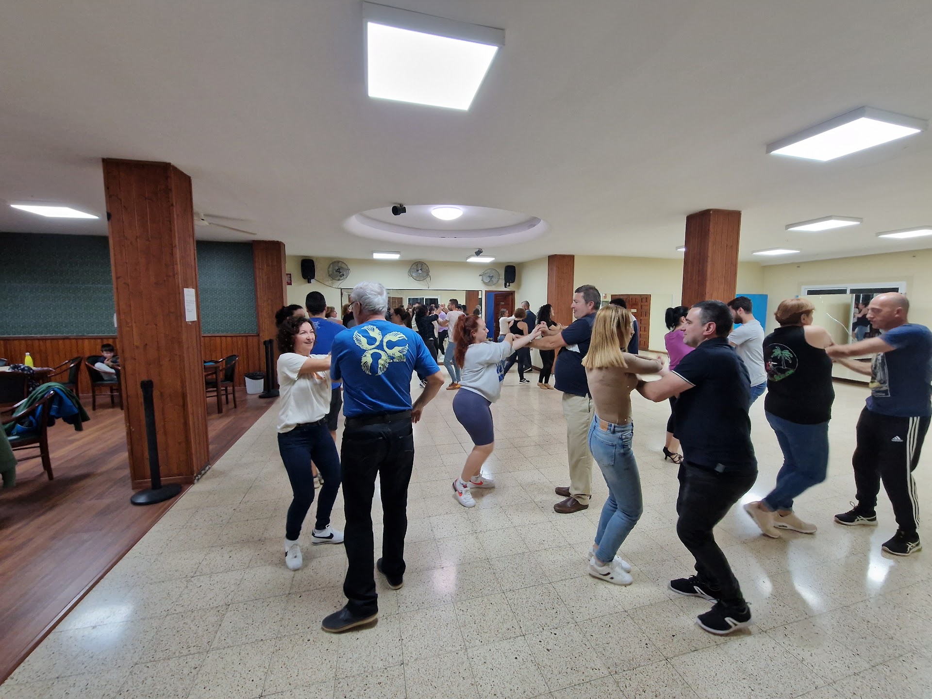 sol y salsa academy
