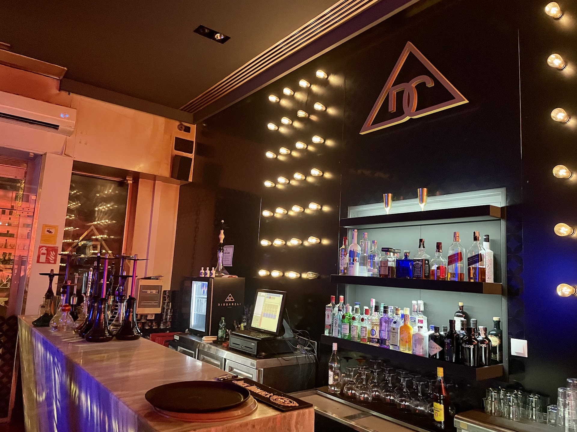 Claudia Lounge Club