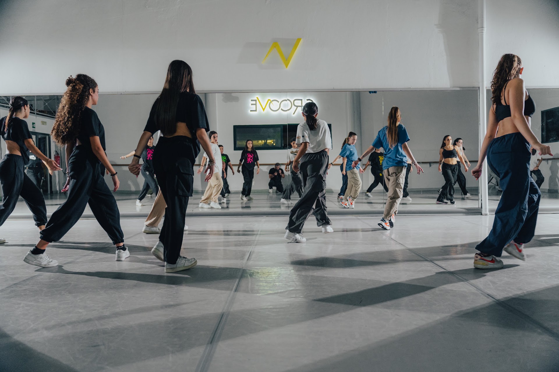 GROOVE dance studio