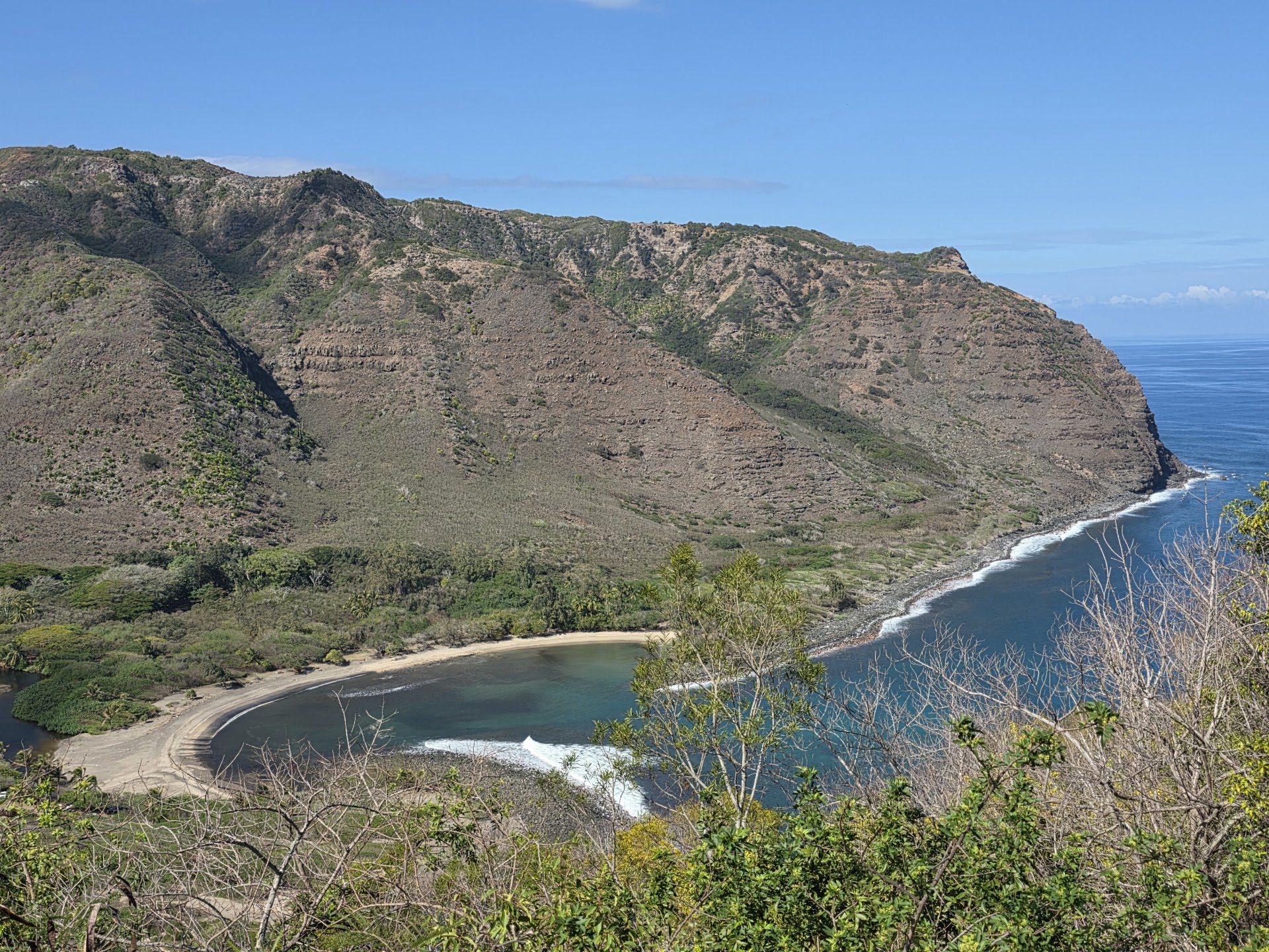 Hālawa Valley Overlook