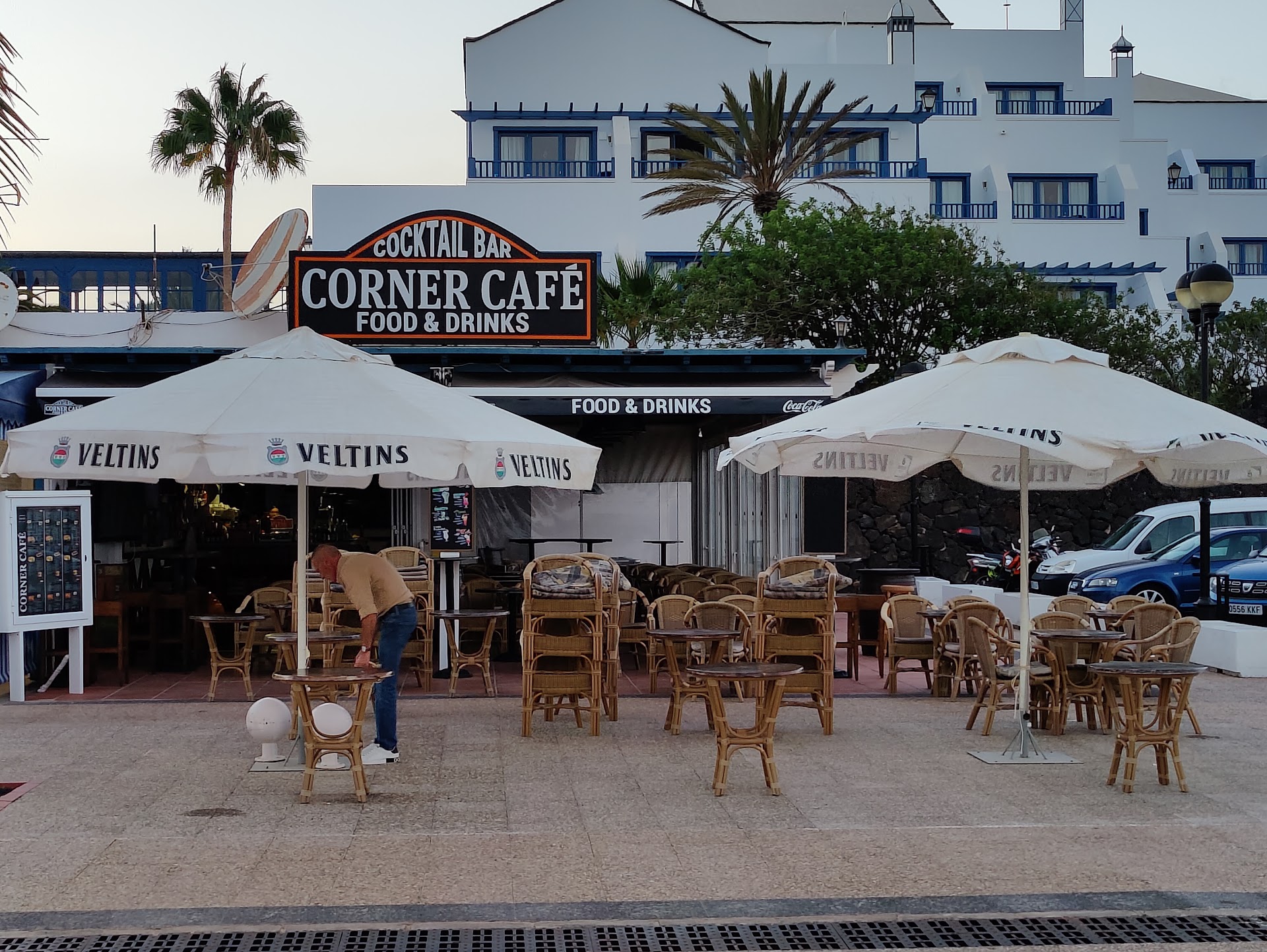 Corner Cafe