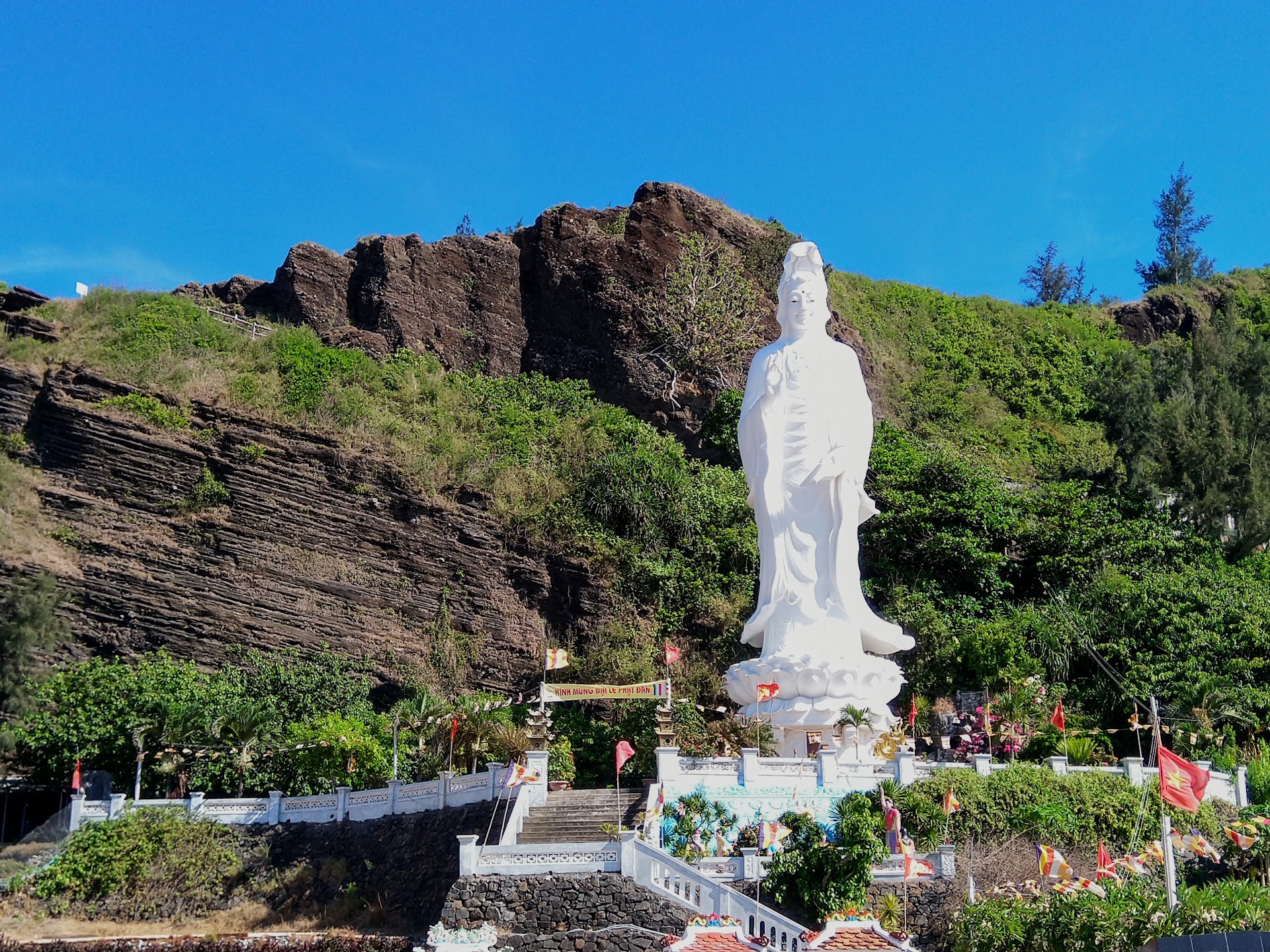 Churches in Mu Cuong