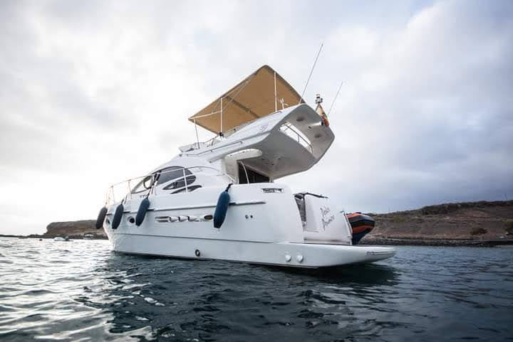 Poker Yacht Charter Tenerife
