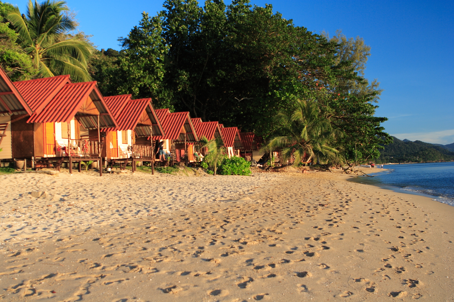 WhiteSandBeach Resort