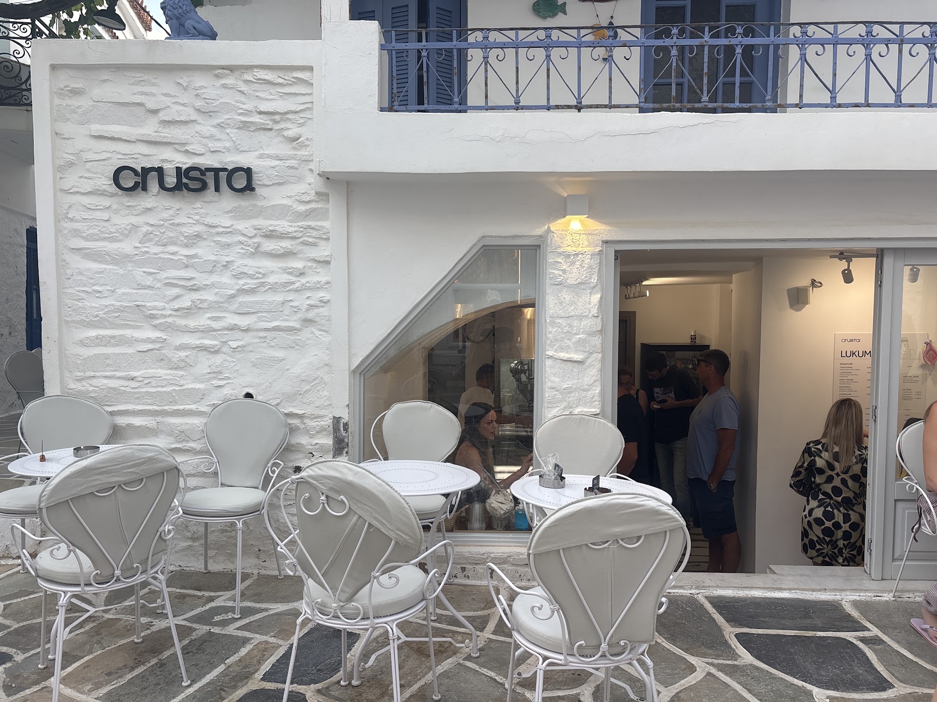 Coffee Shops in Dryopida
