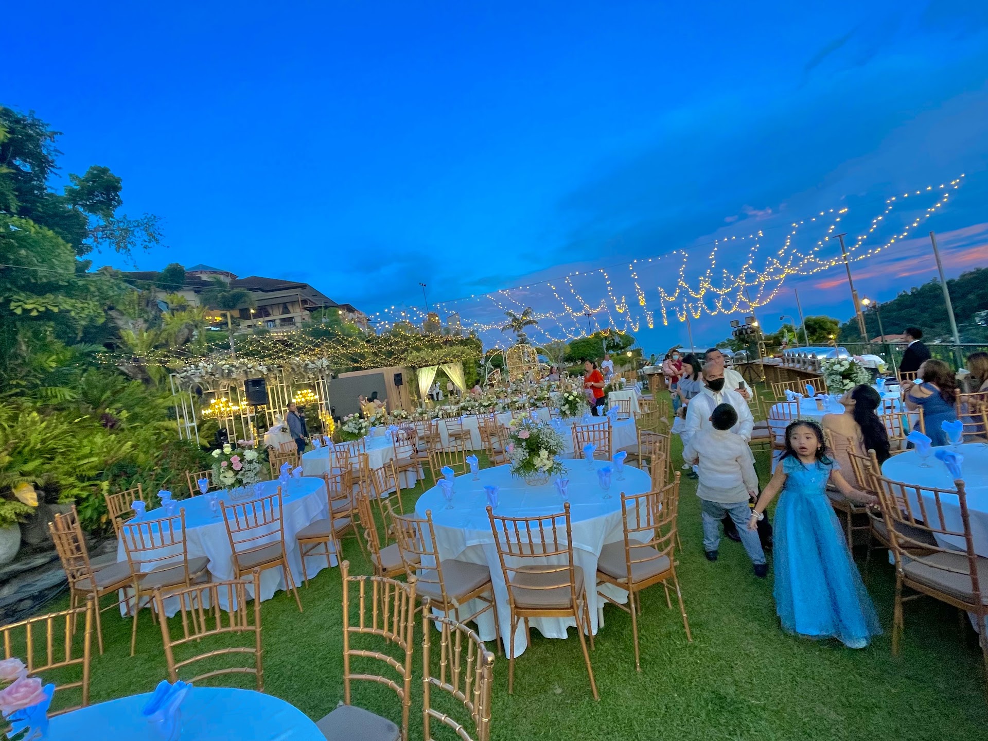 Chateau de Busay Inn & Restaurant