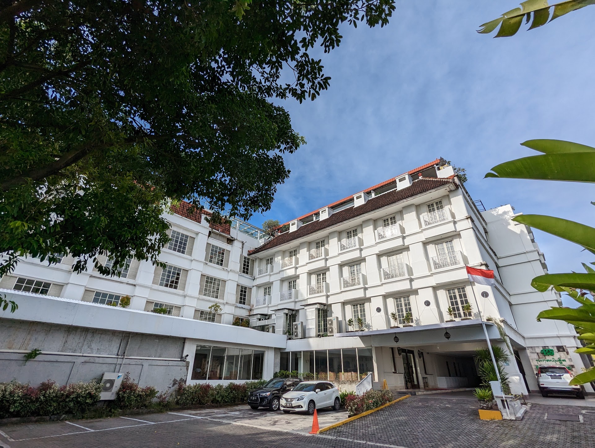 Hotel Santika Seminyak Bali