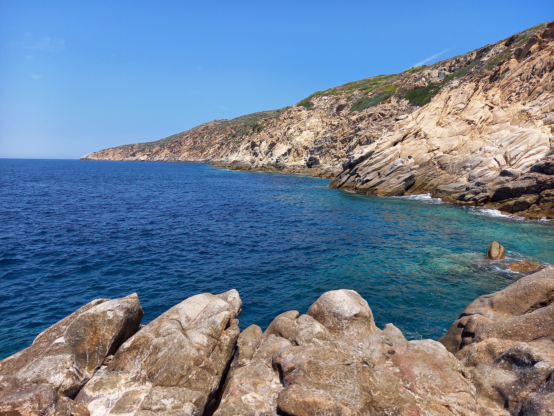 Capel Rosso Point