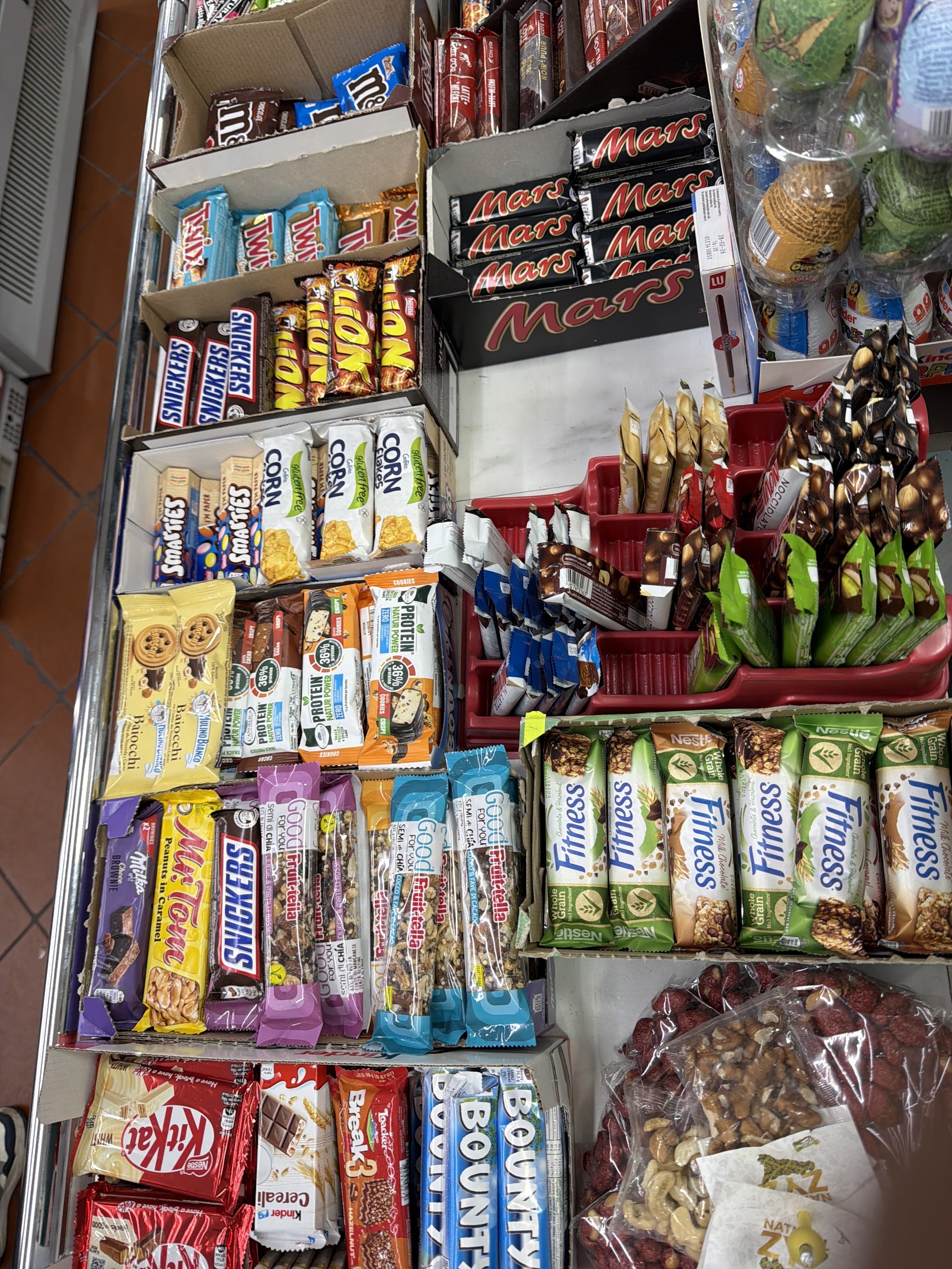 Nahid mini market